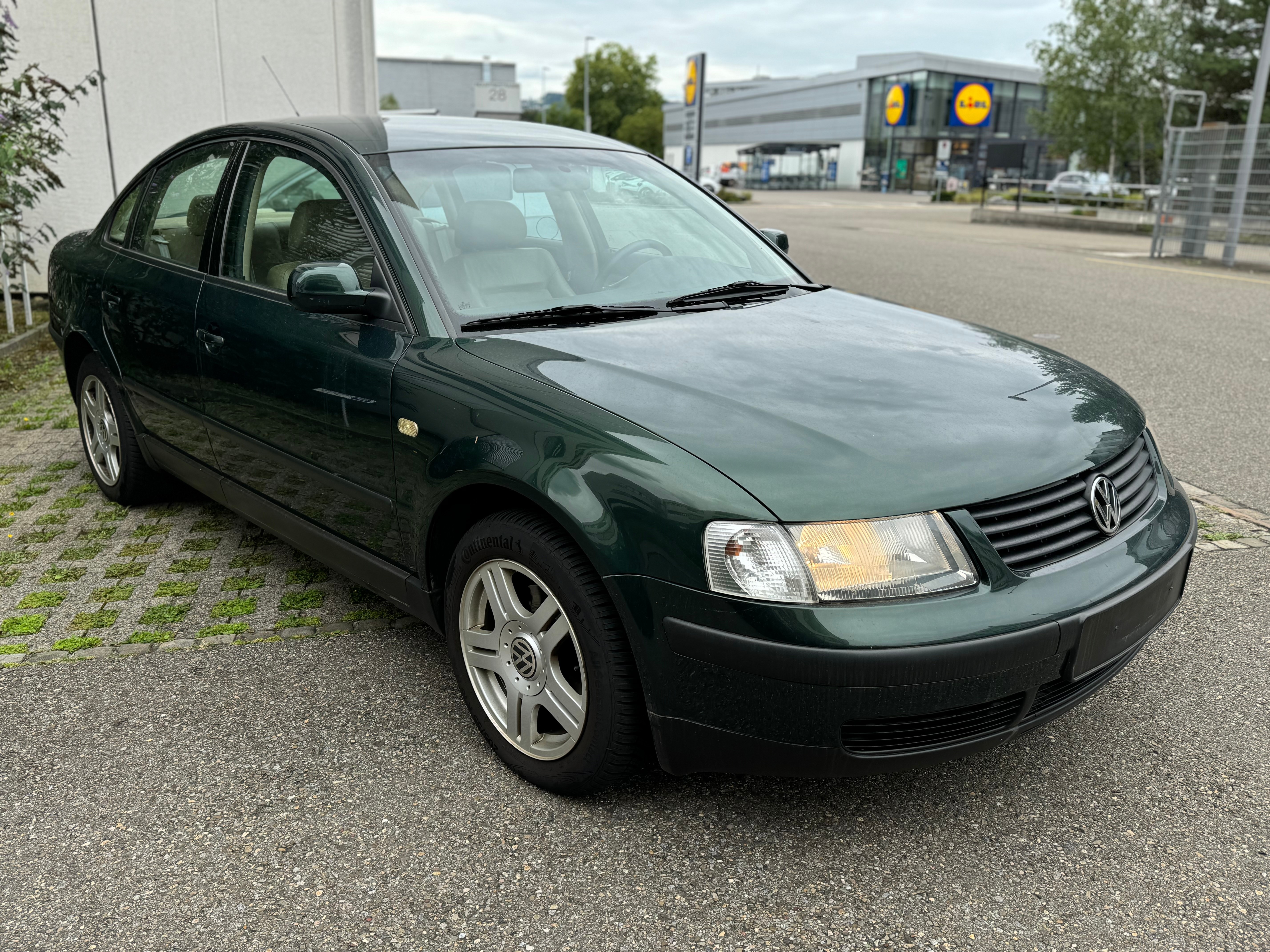 VW Passat 2.3 VR5 Highline