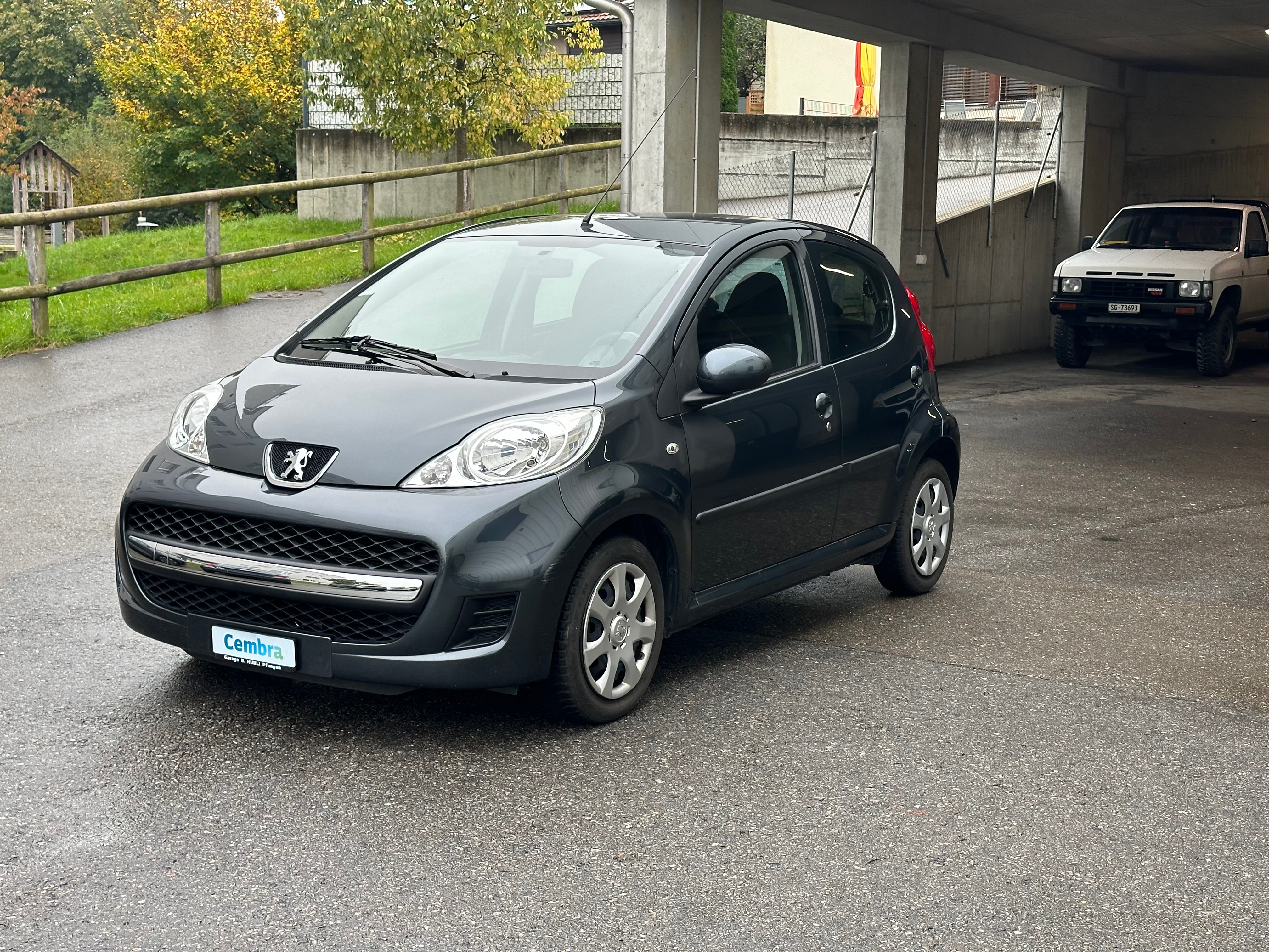 PEUGEOT 107 1.0 Trendy