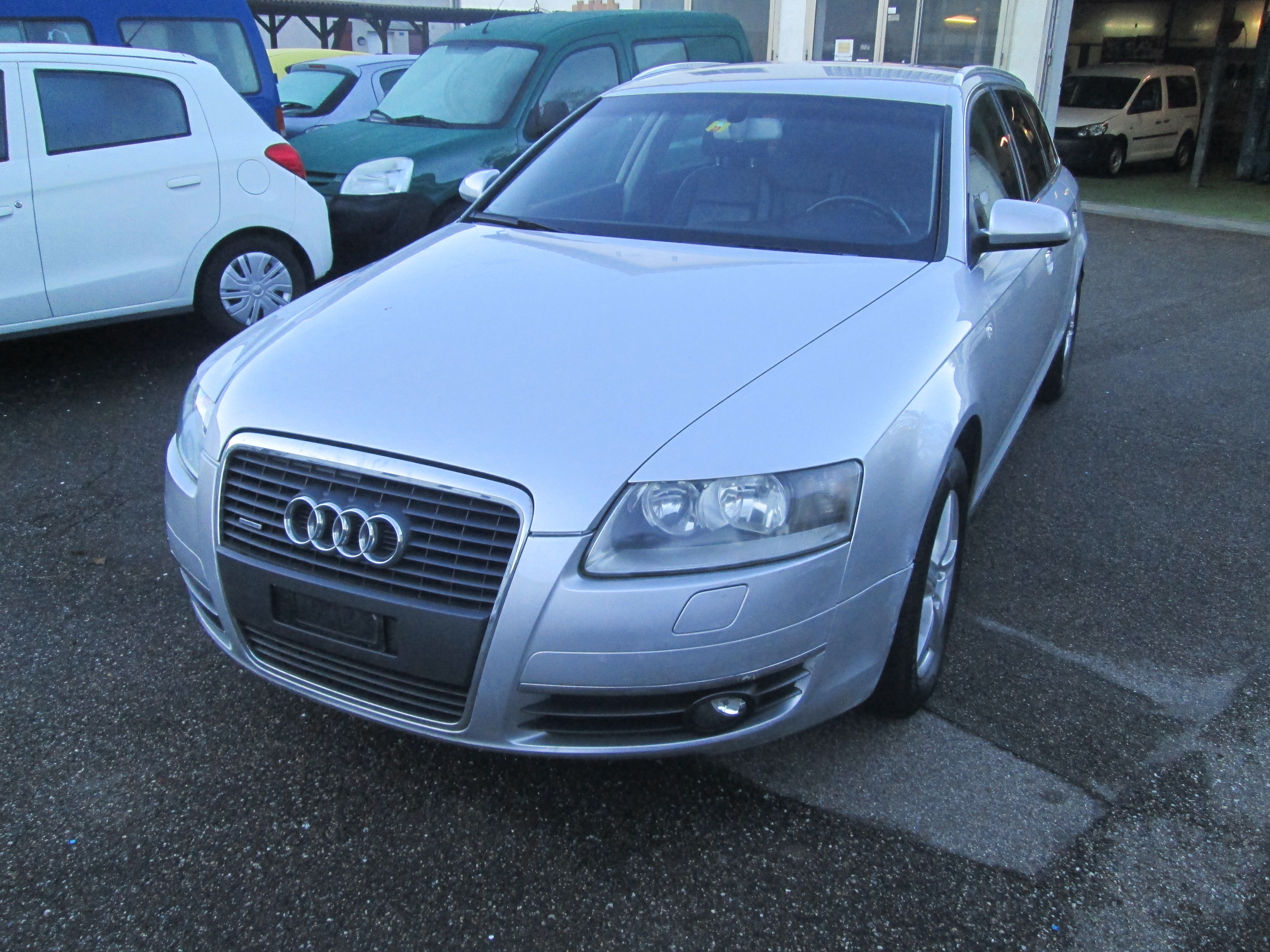 AUDI A6 Avant 3.2 V6 FSI quattro