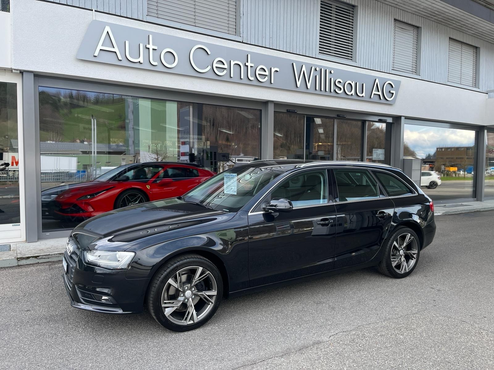 AUDI A4 Avant 2.0 TDI quattro S-tronic S-Line