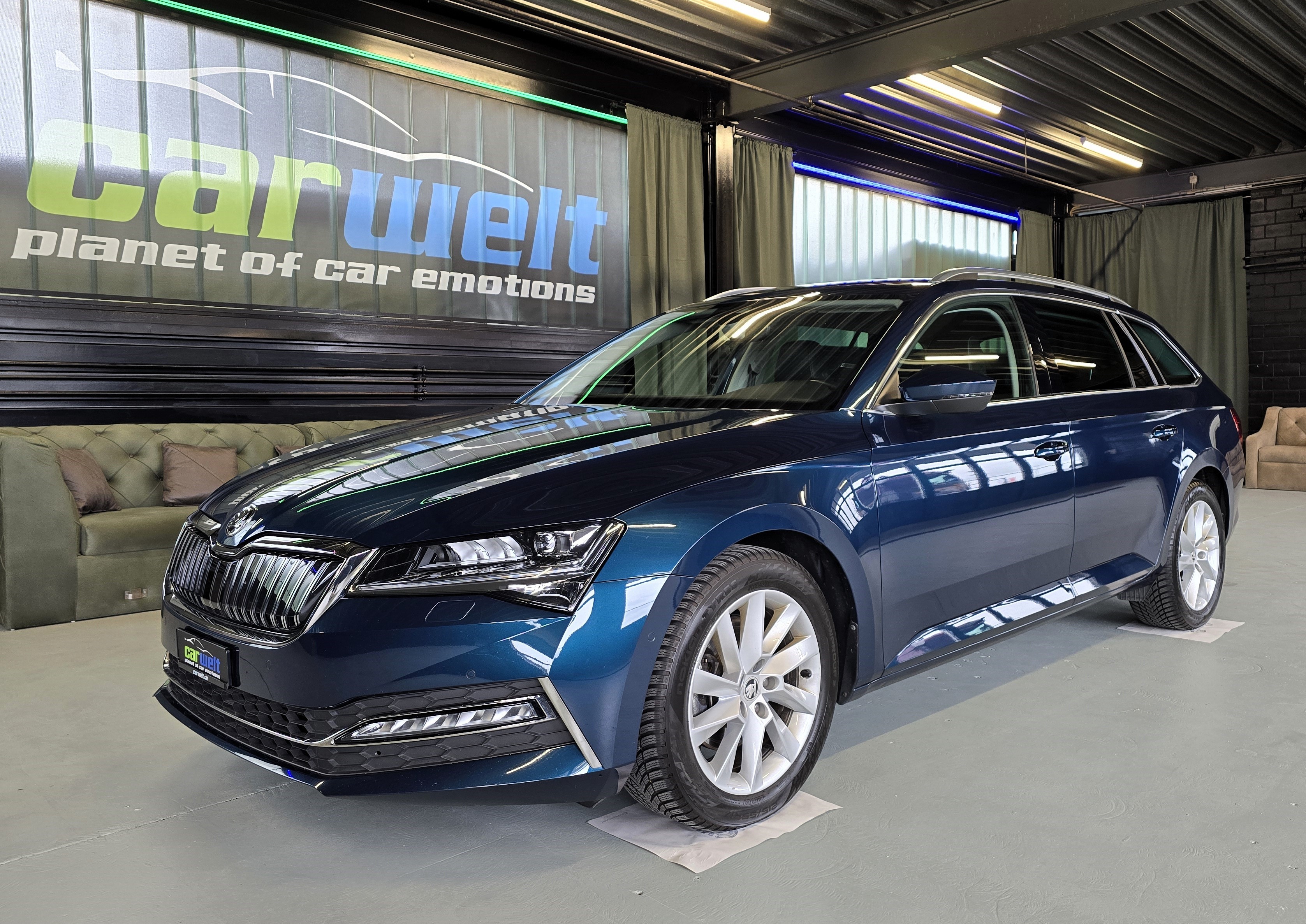 SKODA Superb 1.4 TSI Style PHEV DSC