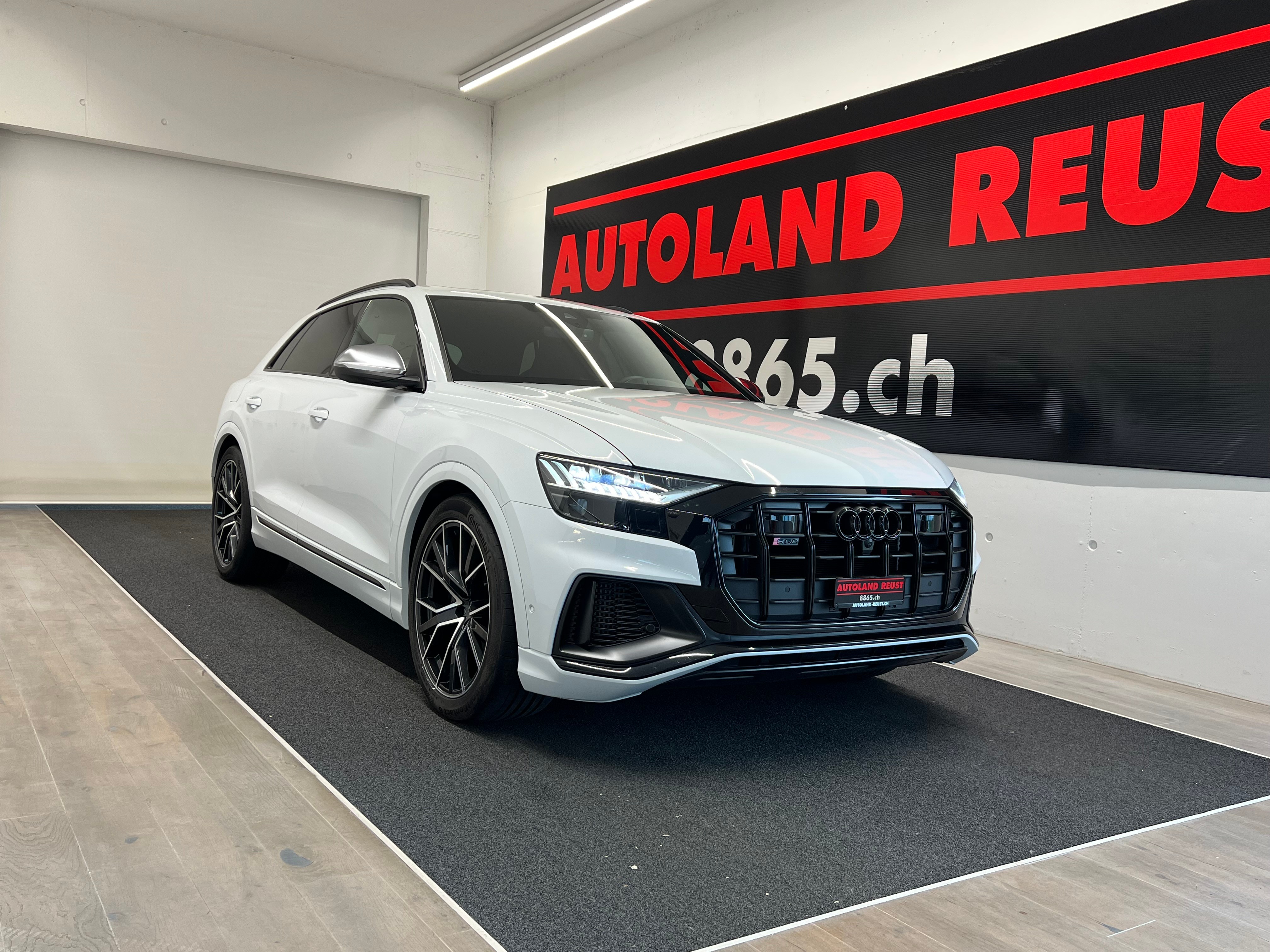 AUDI SQ8 TFSI quattro tiptronic