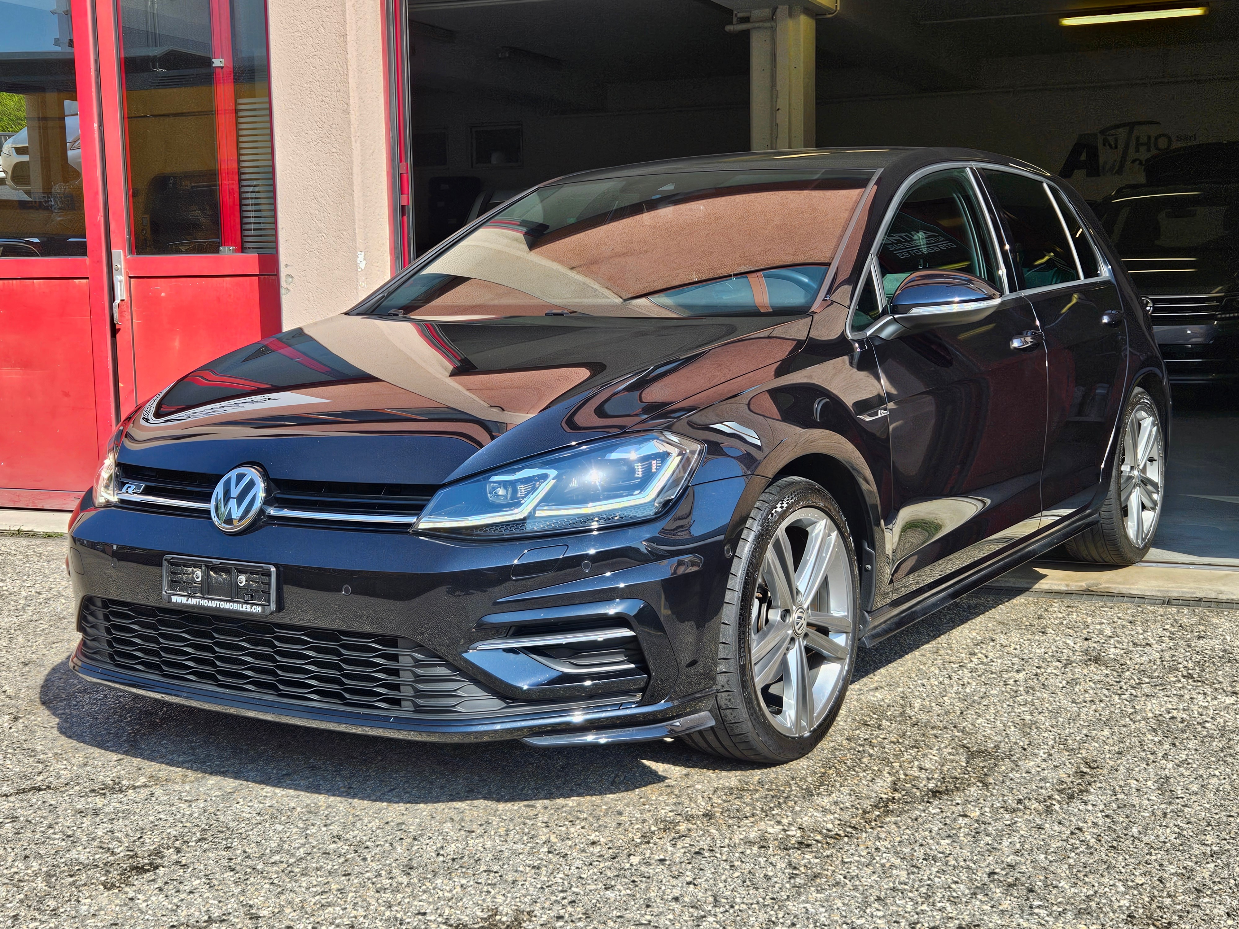 VW Golf 1.5 TSI EVO Highline R-LINE DSG