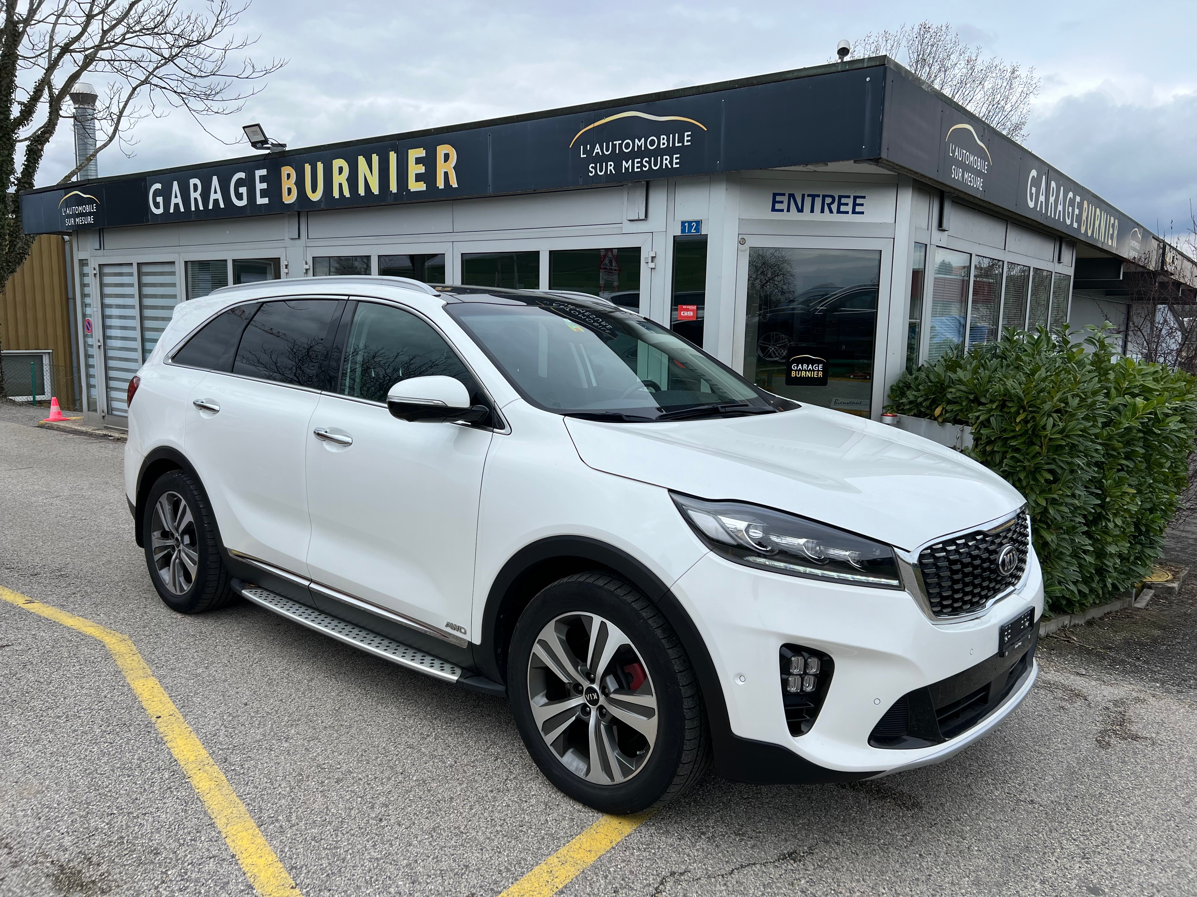 KIA Sorento 2.2 CRDI Style 7P. Automatic