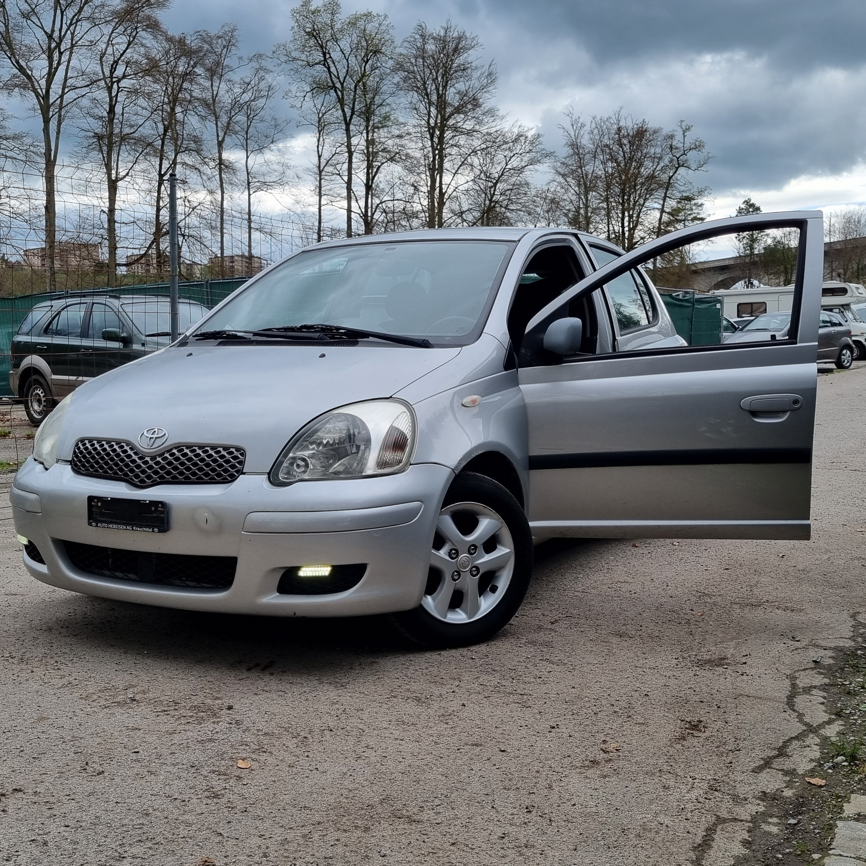 TOYOTA Yaris 1.3 Linea Luna