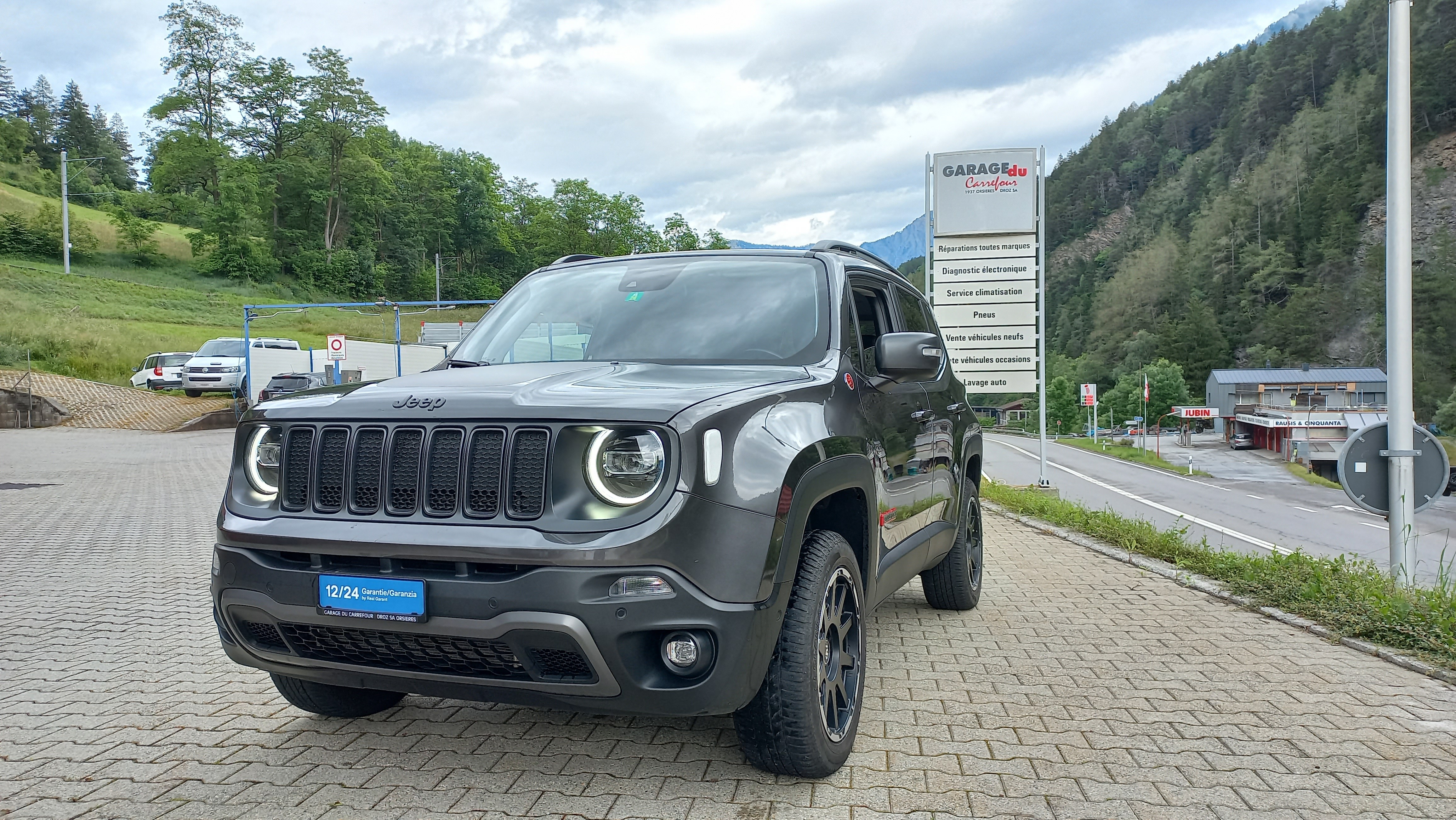 JEEP Renegade 2.0 MJ Trailhawk AWD + Low Range 9ATX