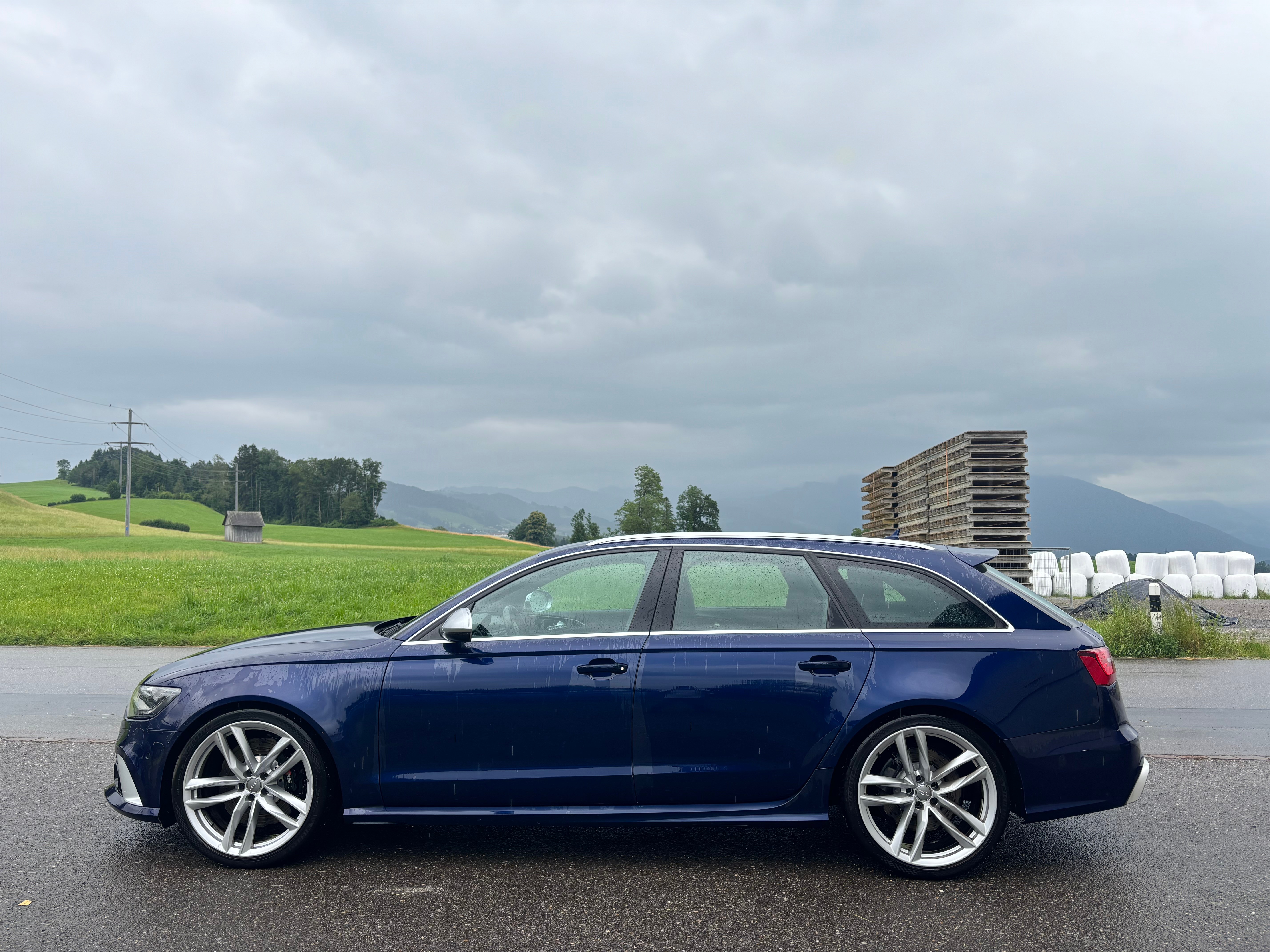 AUDI RS6 Avant 4.0 TFSI V8 quattro Tiptronic