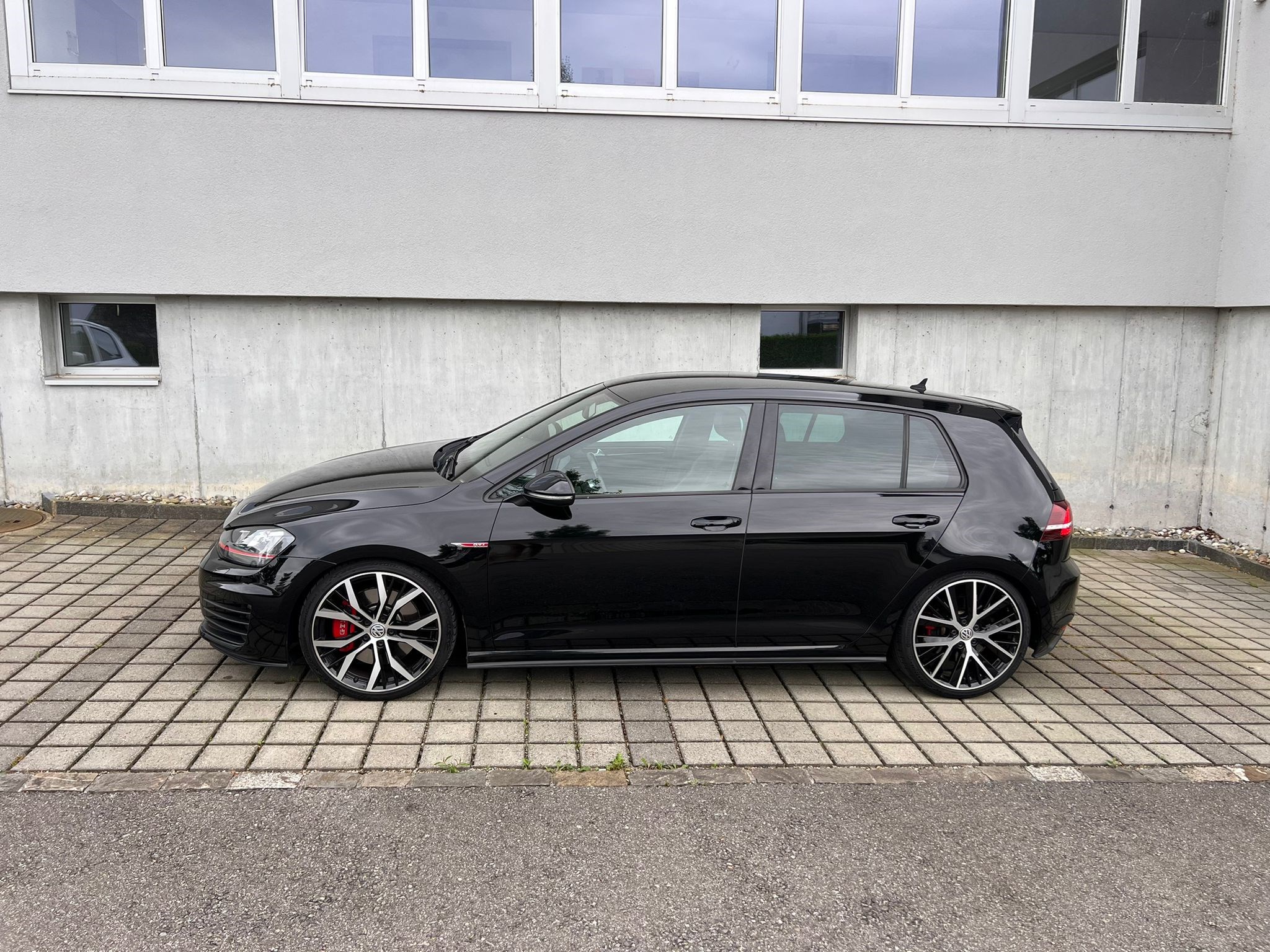 VW Golf 2.0 TSI GTI Performance