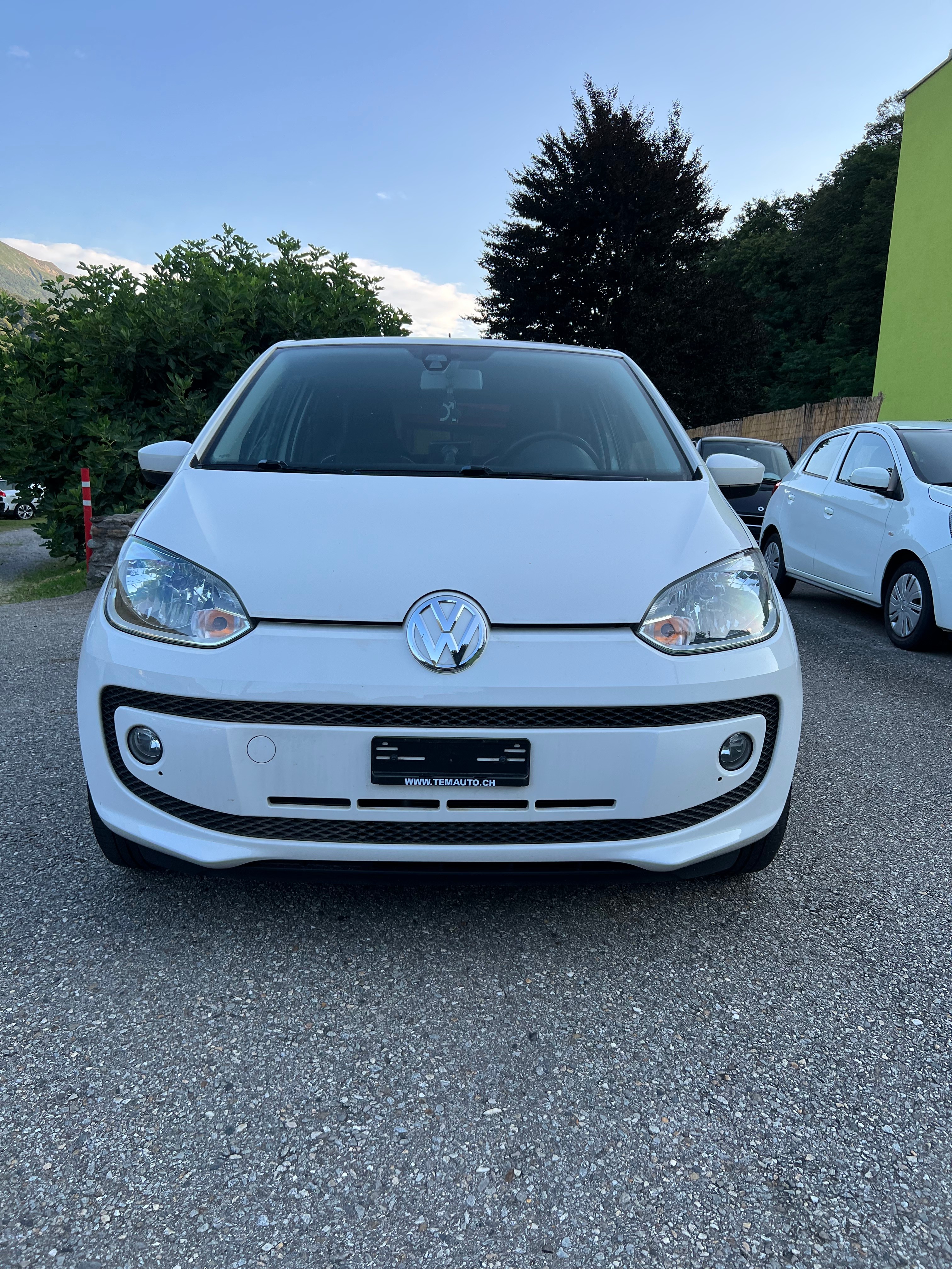 VW Up 1.0 high up