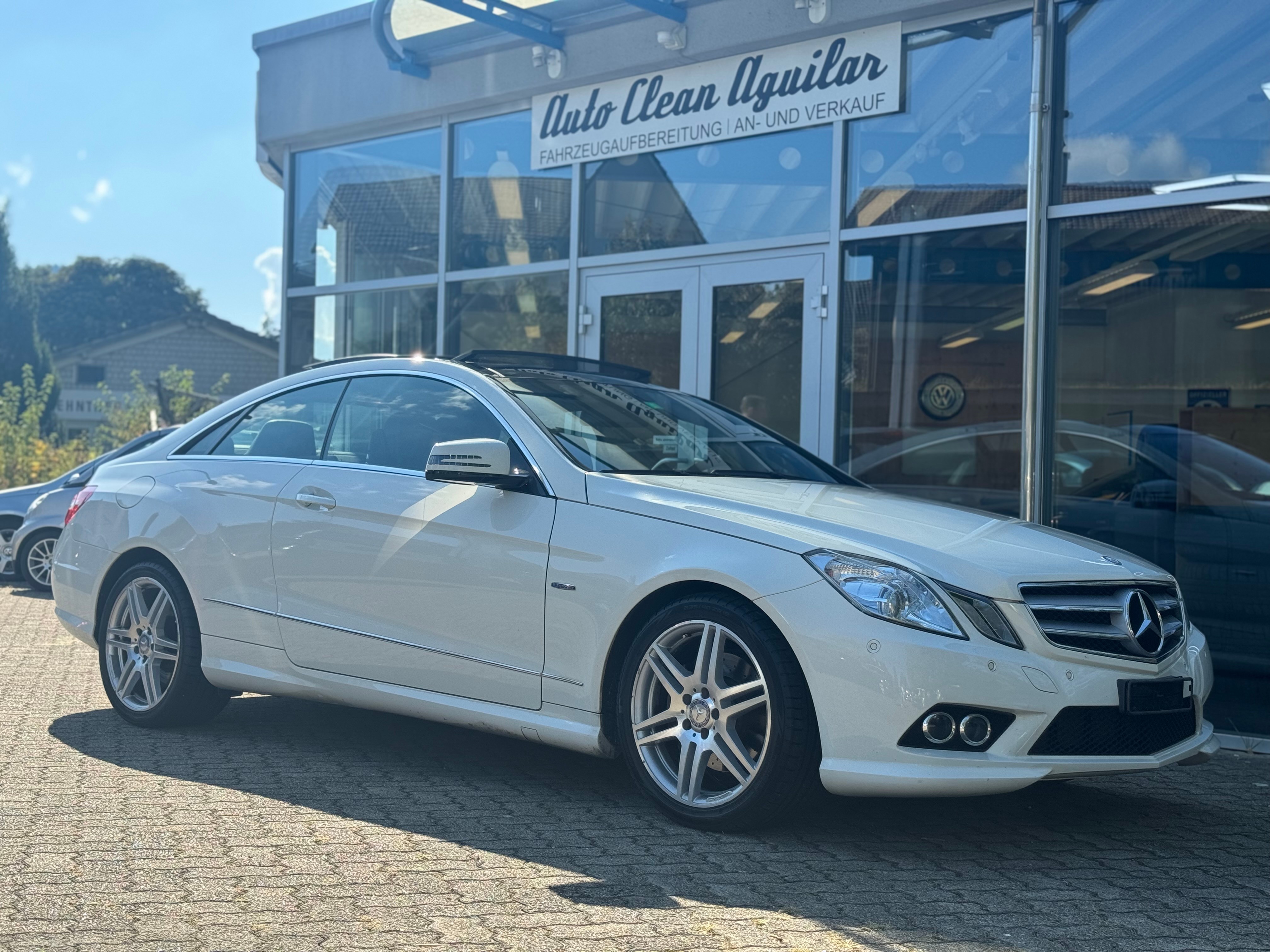 MERCEDES-BENZ E 200 CGI BlueEfficiency