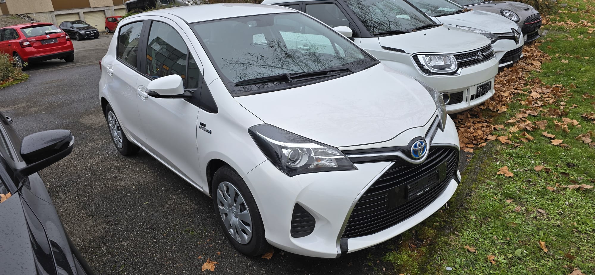 TOYOTA Yaris 1.5 VVT-i Hybrid confort e-CVT 1.Hand, 1ère main