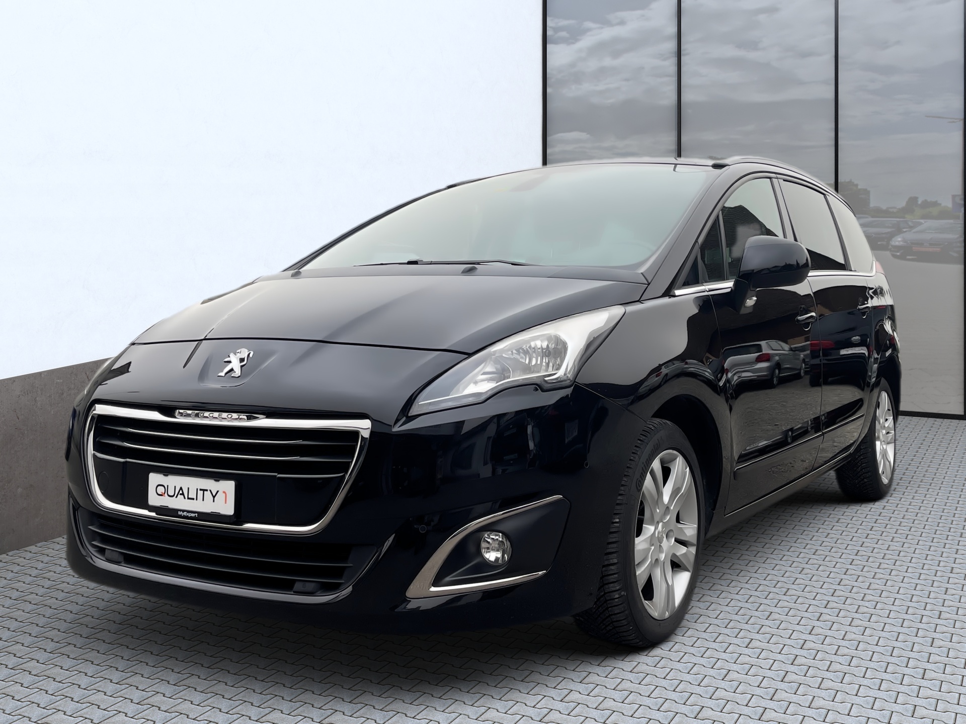 PEUGEOT 5008 1.6 16V T Allure Tiptronic