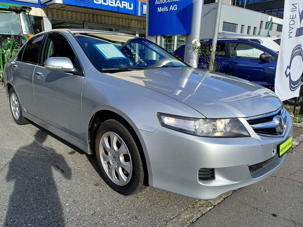 HONDA Accord 2.0i Elegance