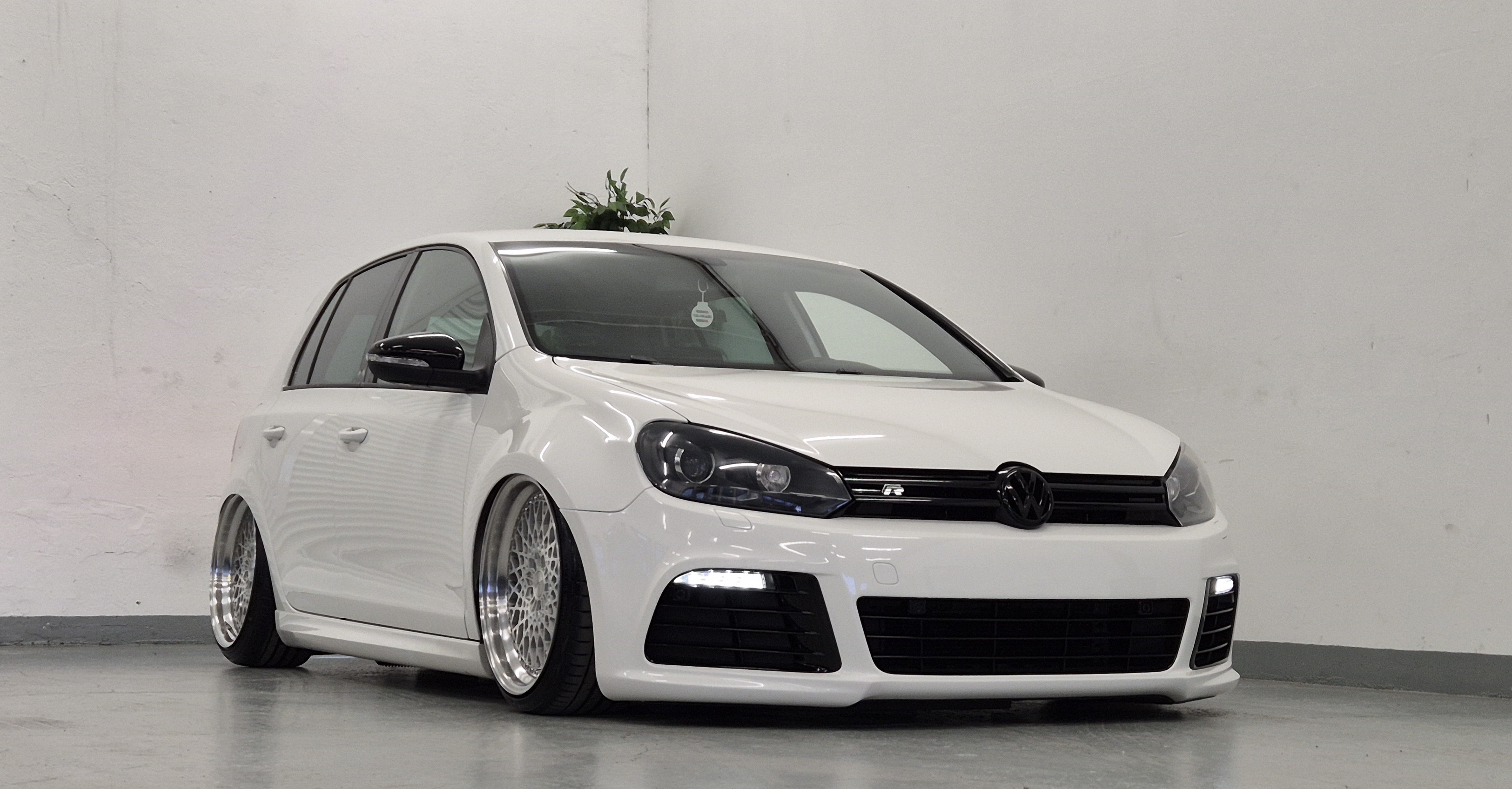 VW Golf 2.0 TSI R 4Motion DSG, AIR LIFT