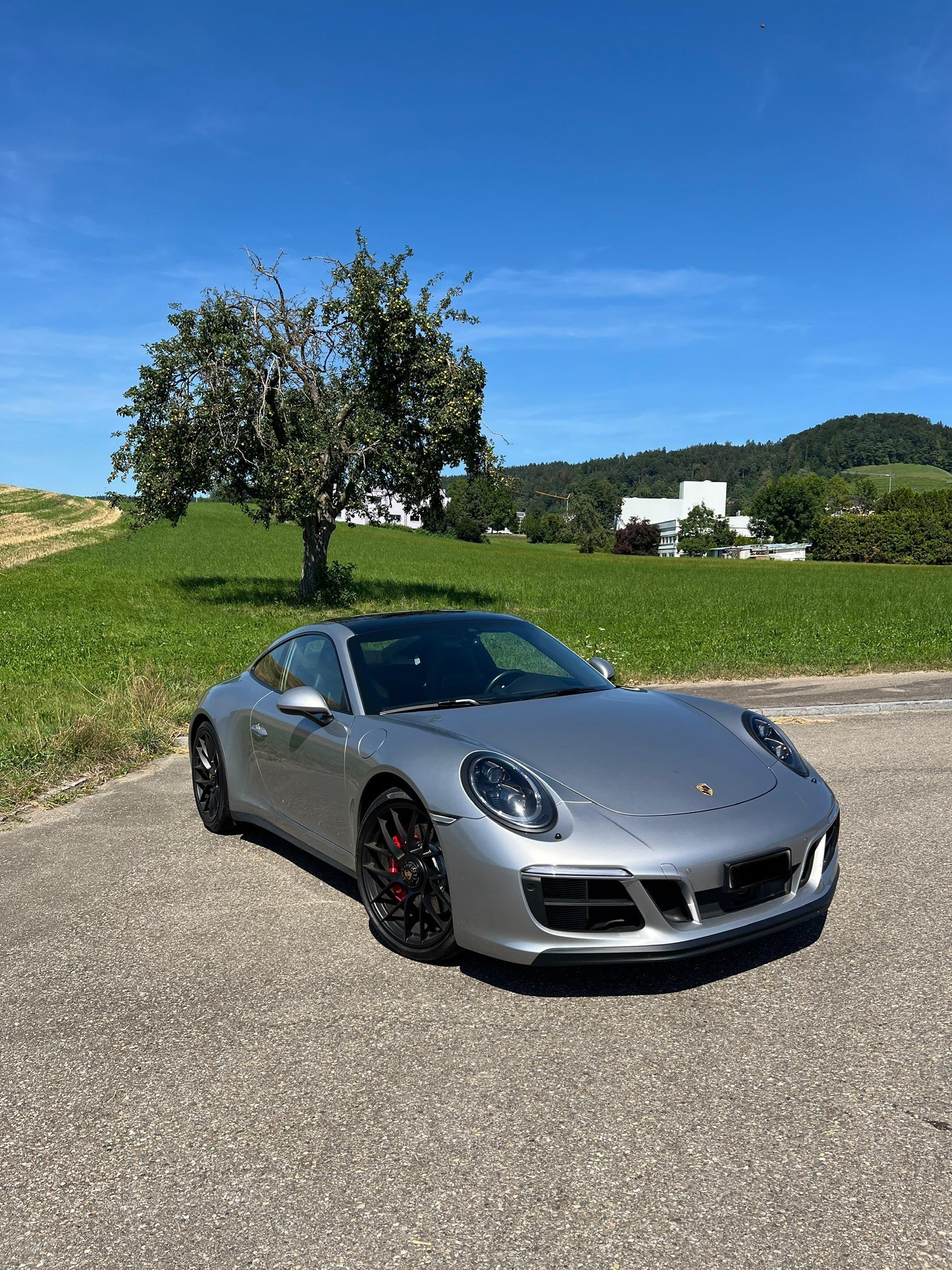 PORSCHE 911 Carrera 4 GTS PDK