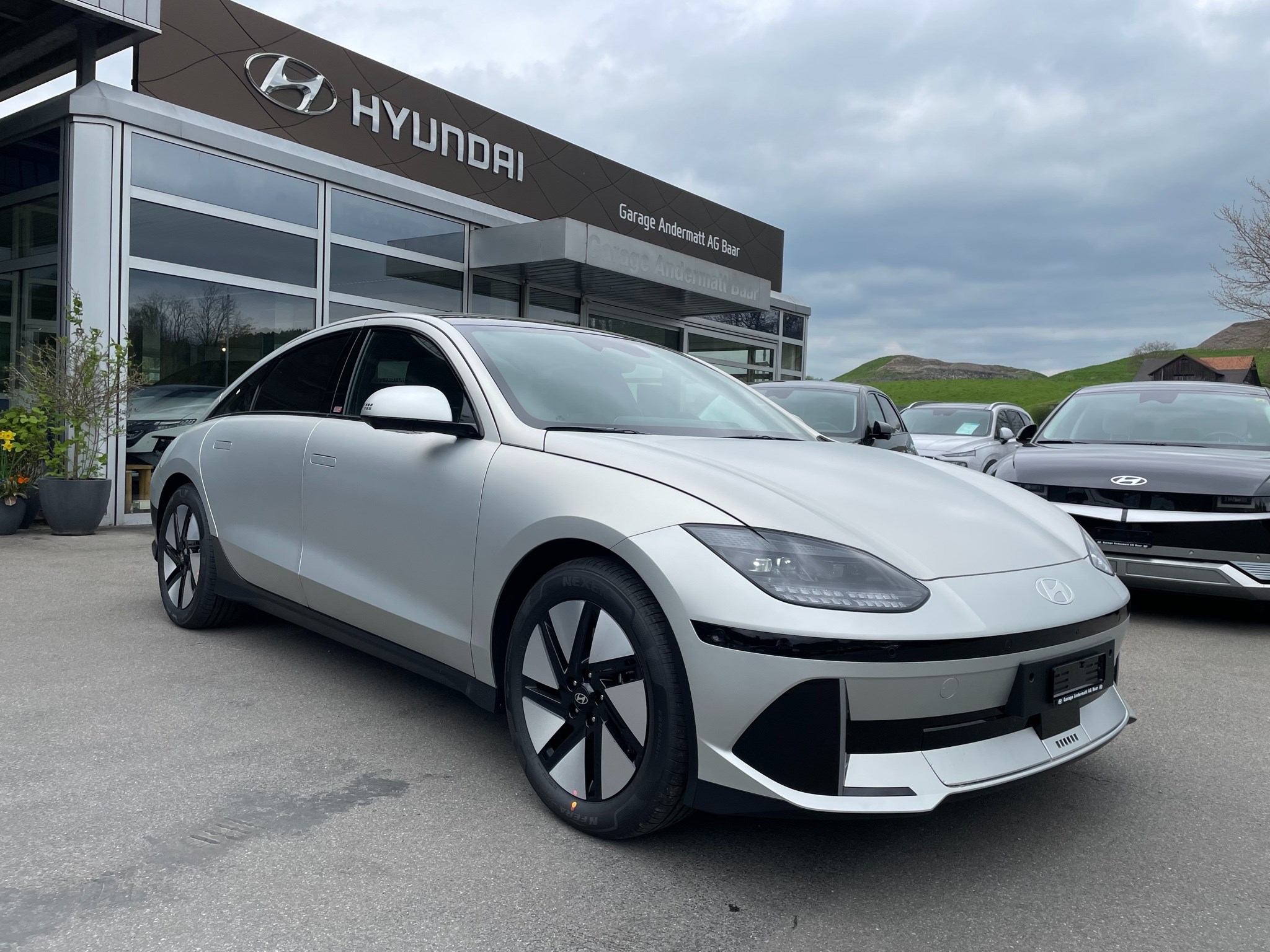 HYUNDAI Ioniq 6 77kWh Launch Edition 4WD