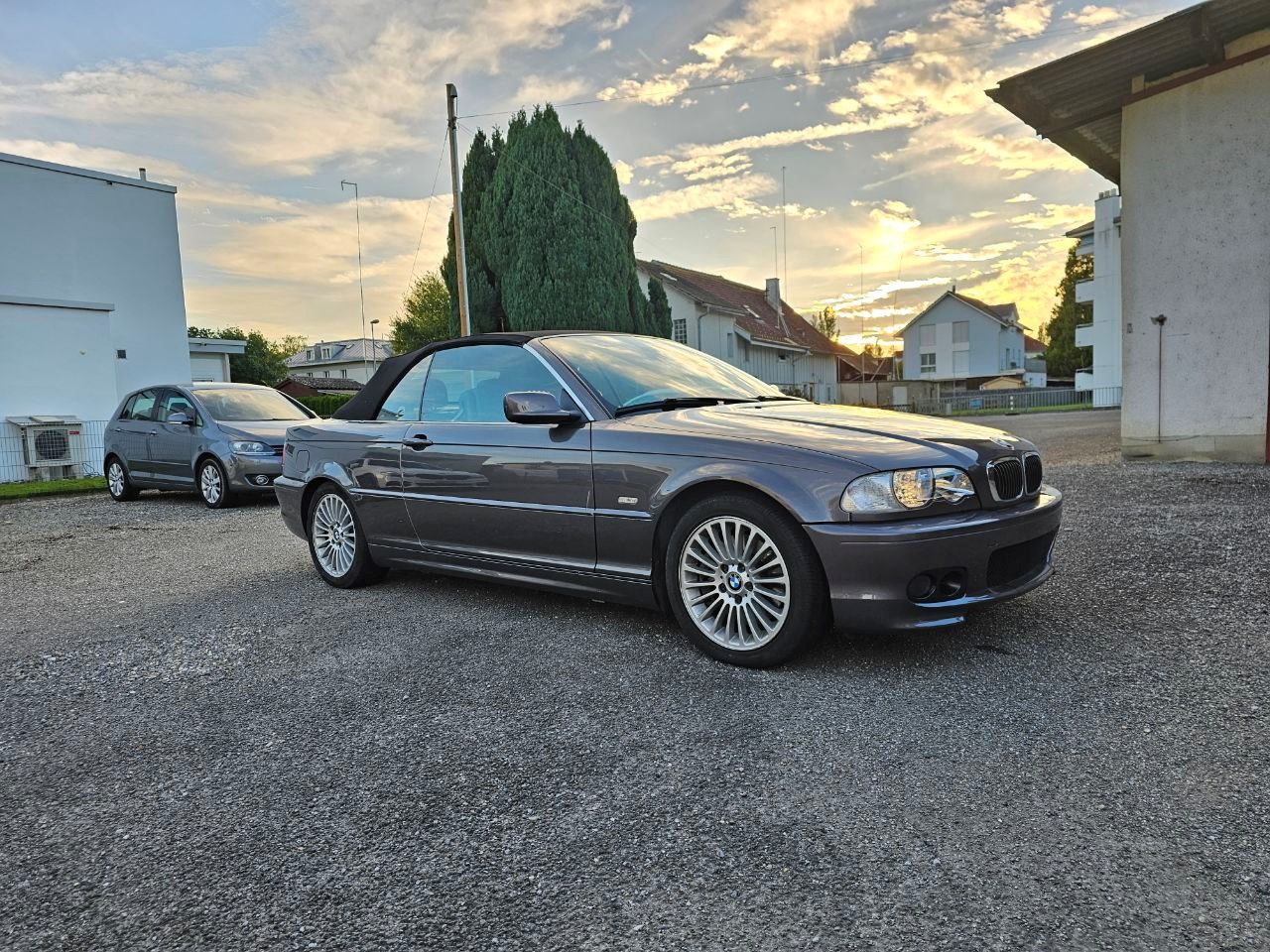 BMW 330