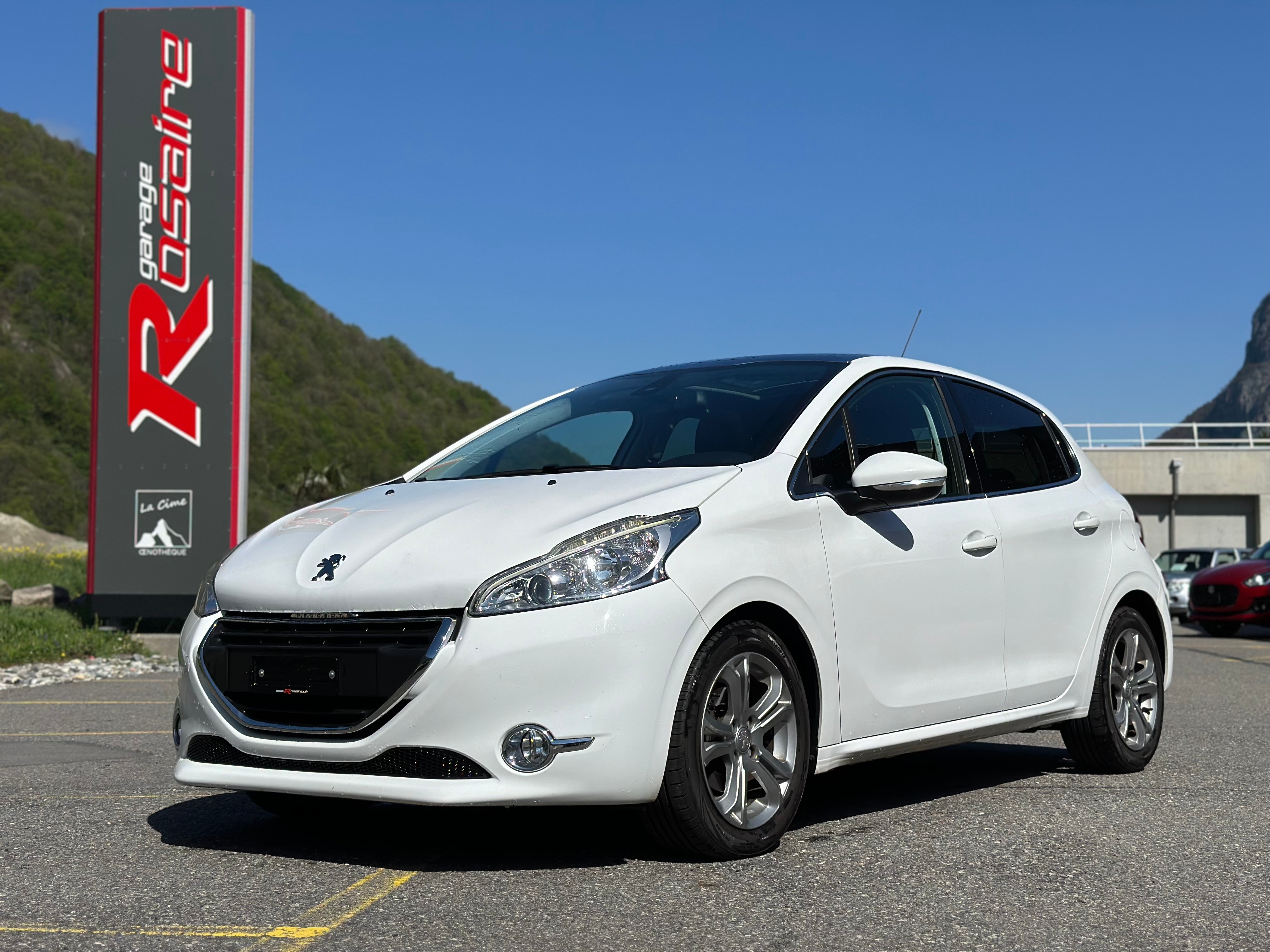 PEUGEOT 208 1.6 VTI Allure Automatik