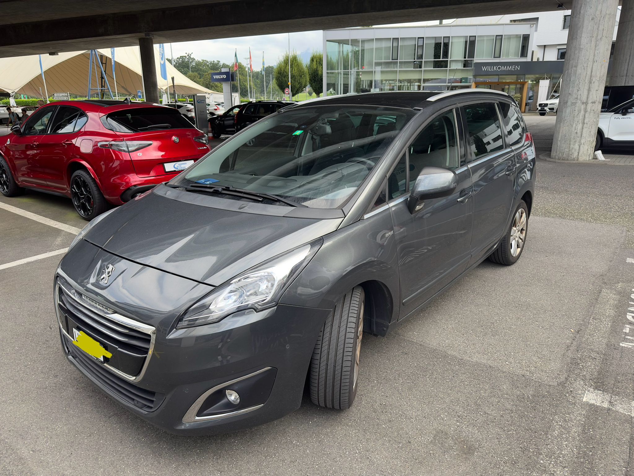 PEUGEOT 5008 1.6 e-HDI Allure ETG6