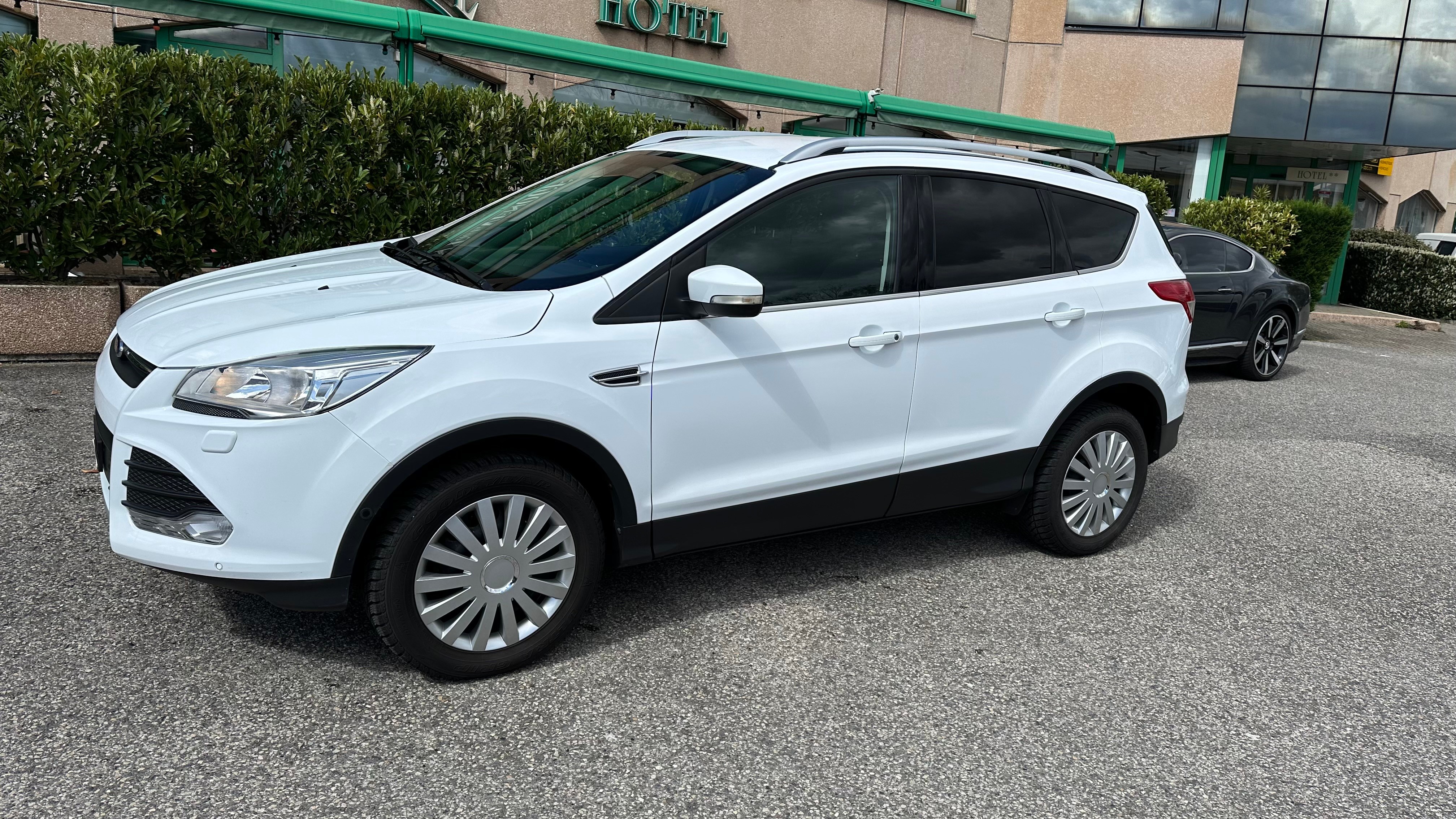 FORD Kuga 2.0 TDCi Carving 4WD