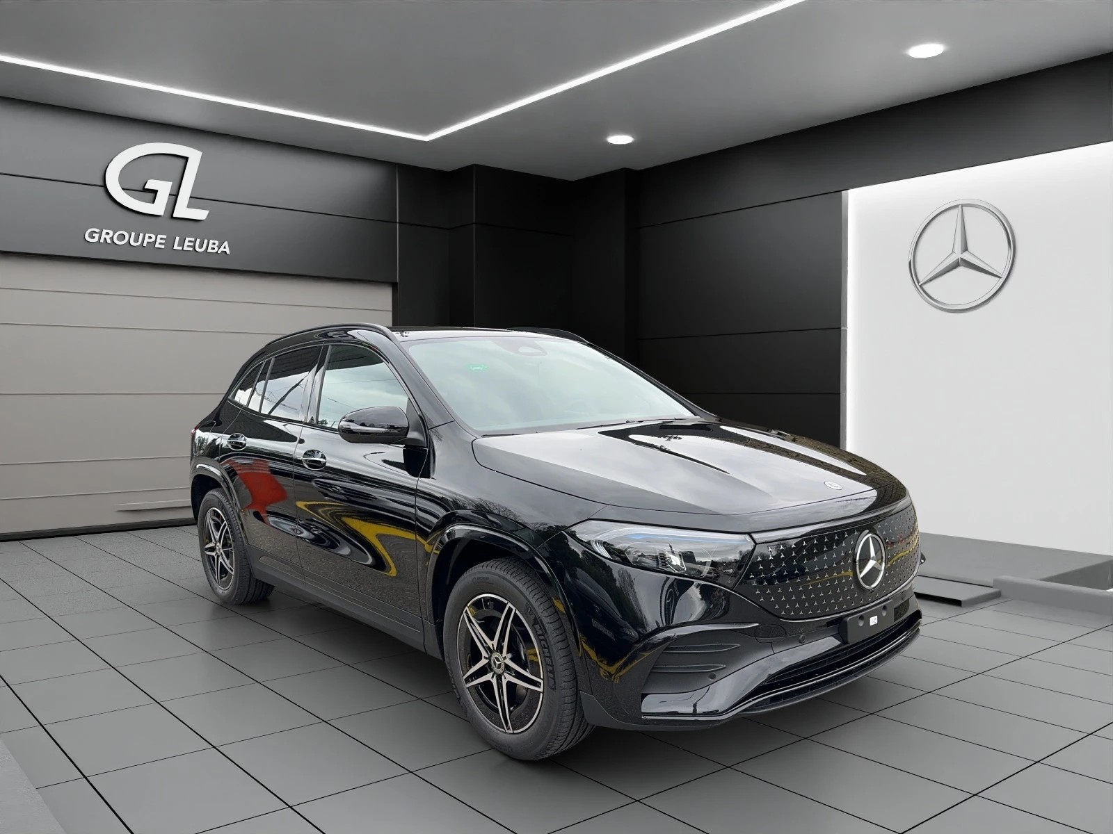 MERCEDES-BENZ EQA 350 66,5 kWh 4Matic Swiss Star