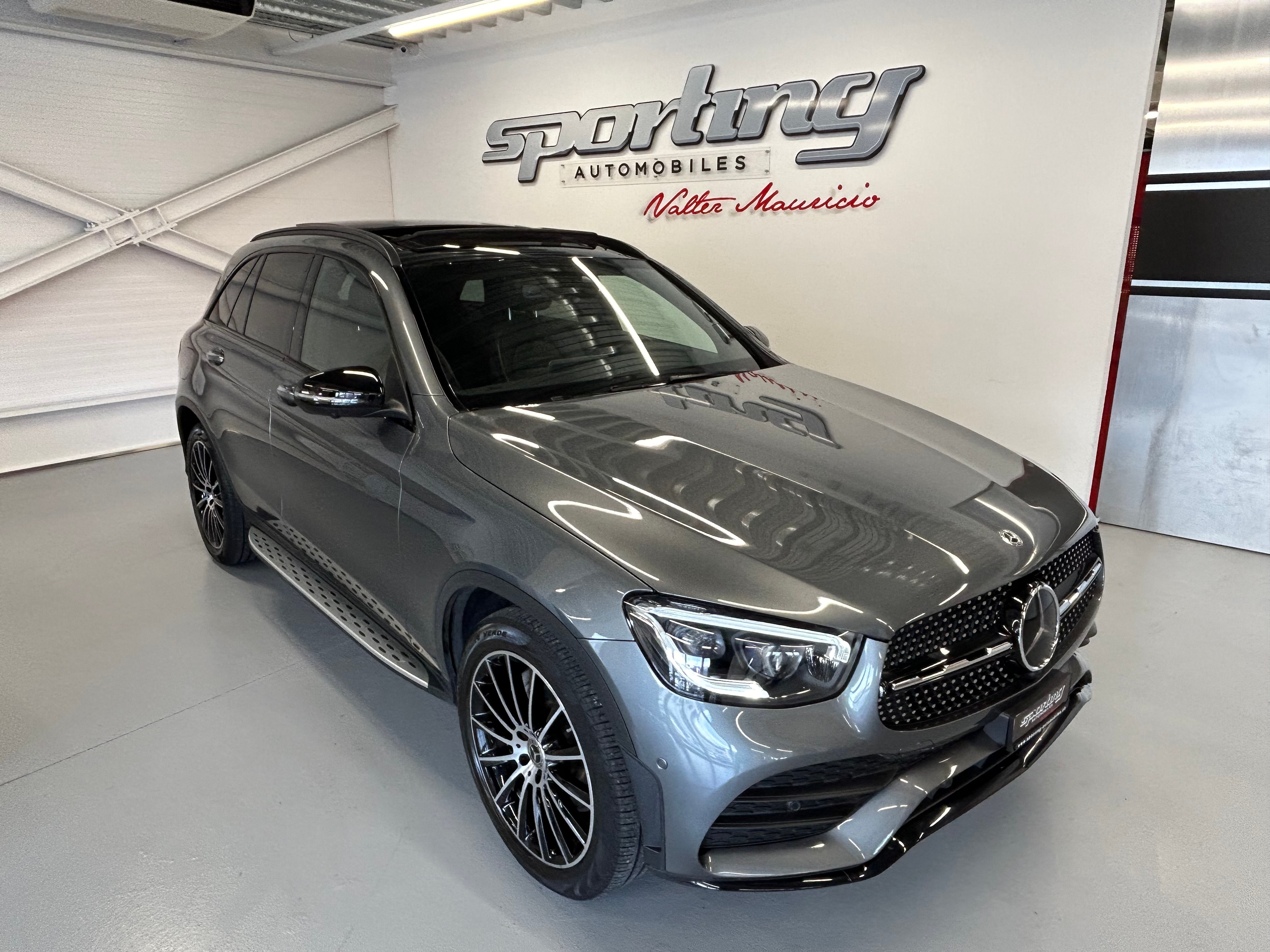 MERCEDES-BENZ GLC 300 AMG Line 4Matic 9G-Tronic