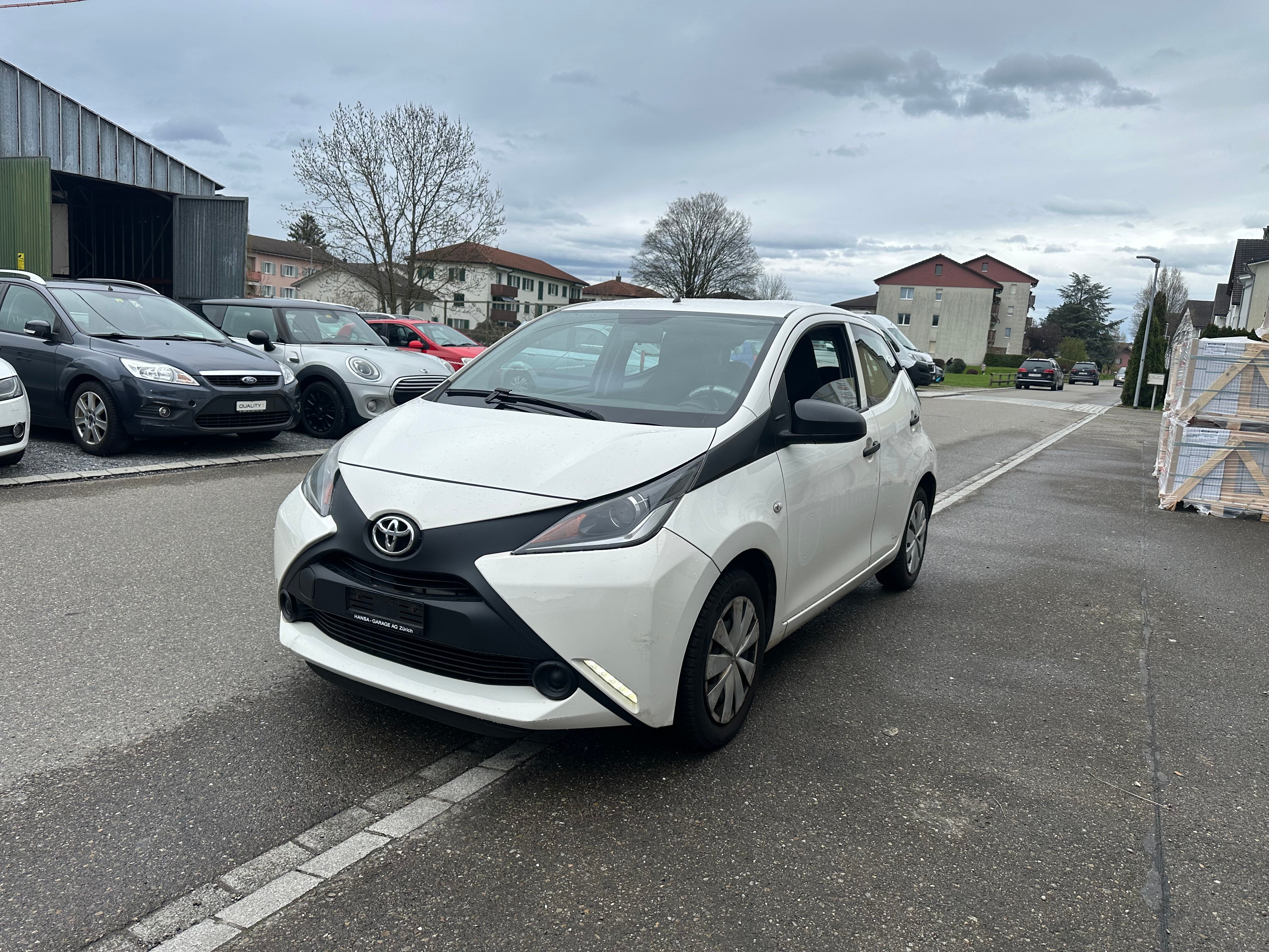 TOYOTA Aygo 1.0 VVT-i x