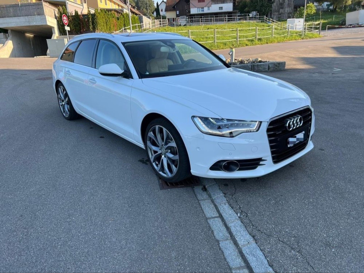 AUDI A6 Avant 3.0 TDI V6 quattro S-tronic