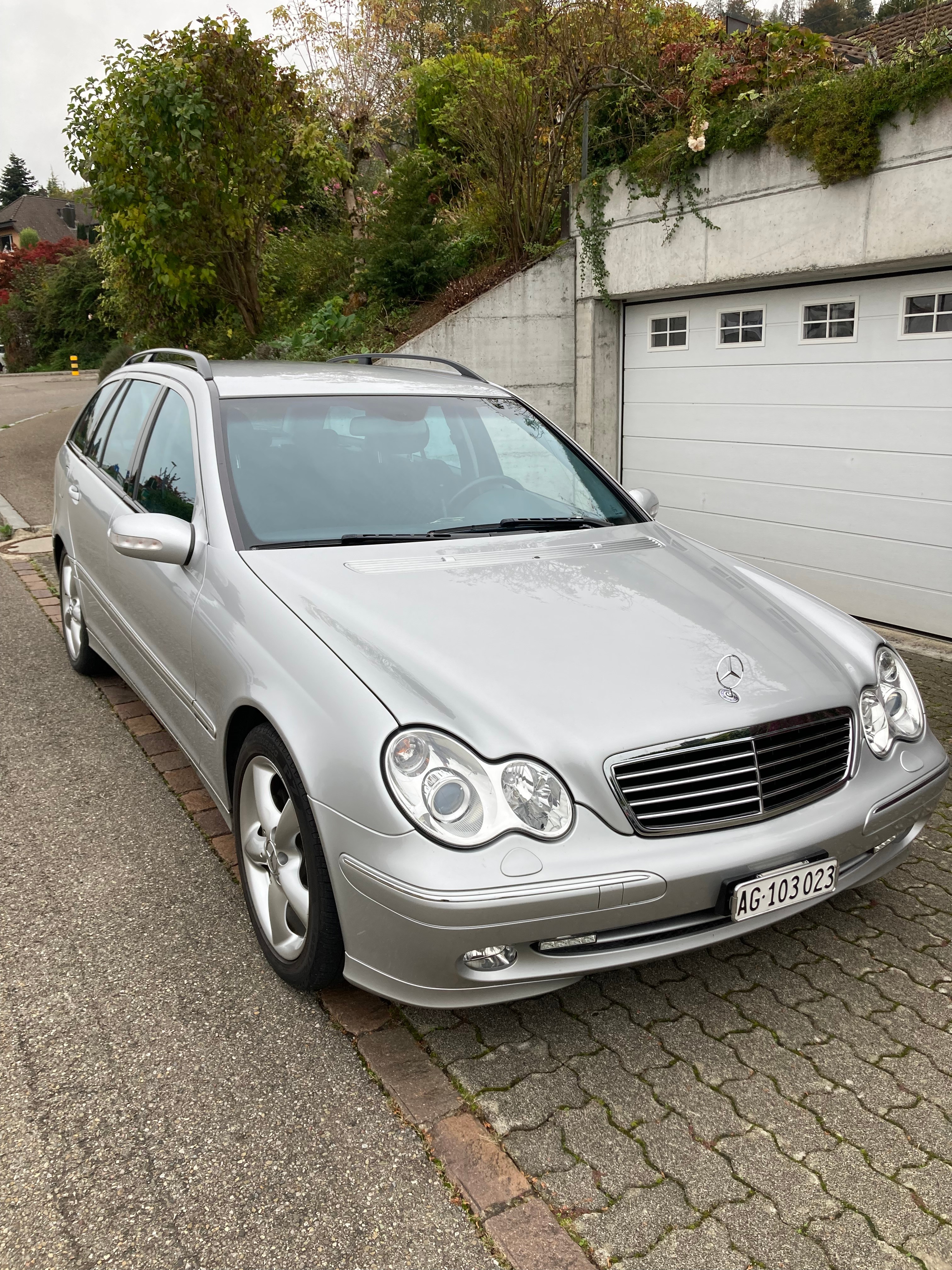 MERCEDES-BENZ C 180 Kompressor Avantgarde