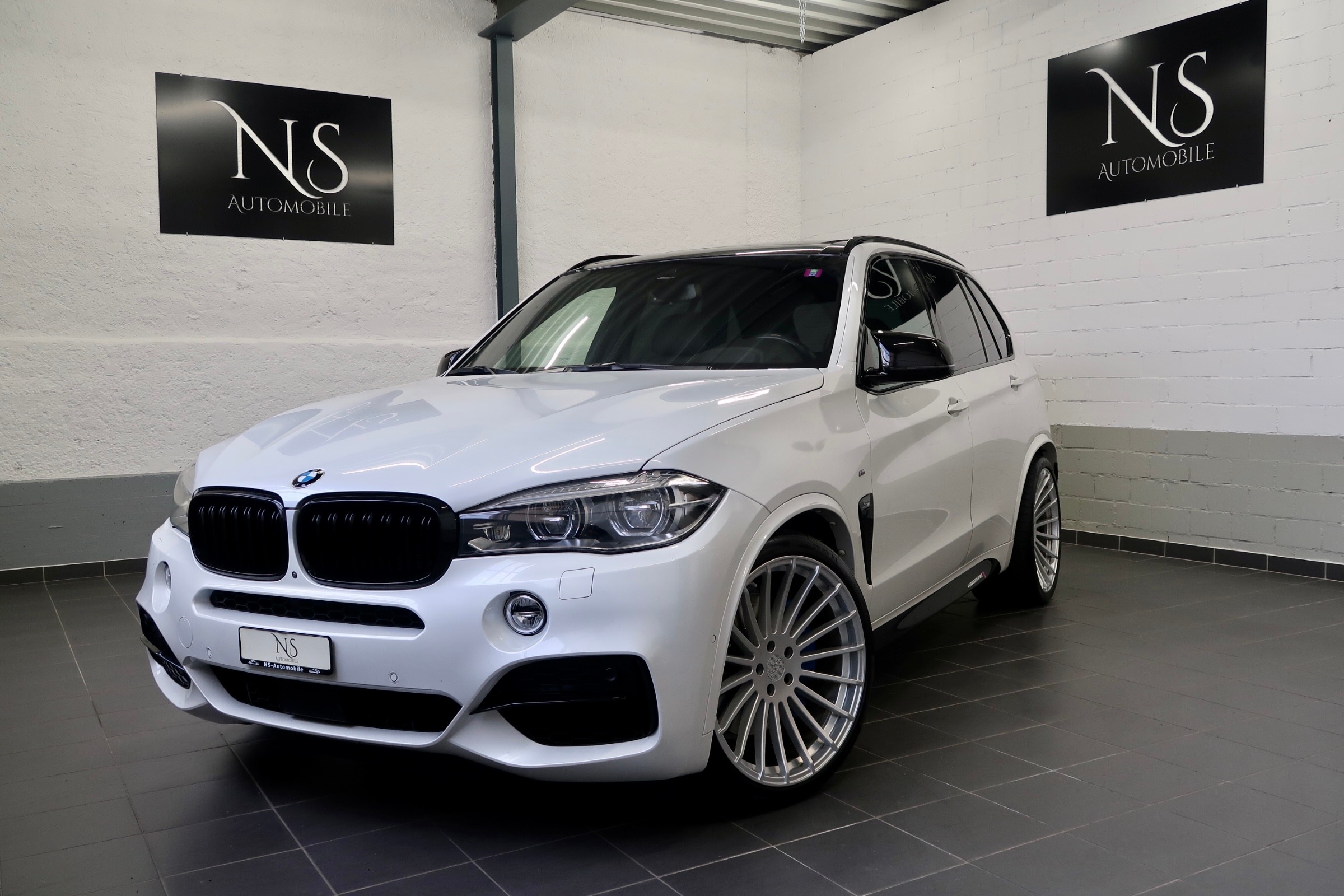 BMW X5 xDrive M50d Steptronic ** M Performance **