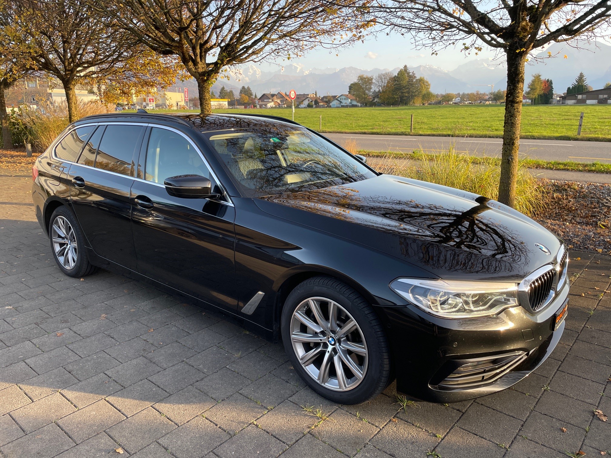 BMW 530d xDrive Touring Sport Line Steptronic