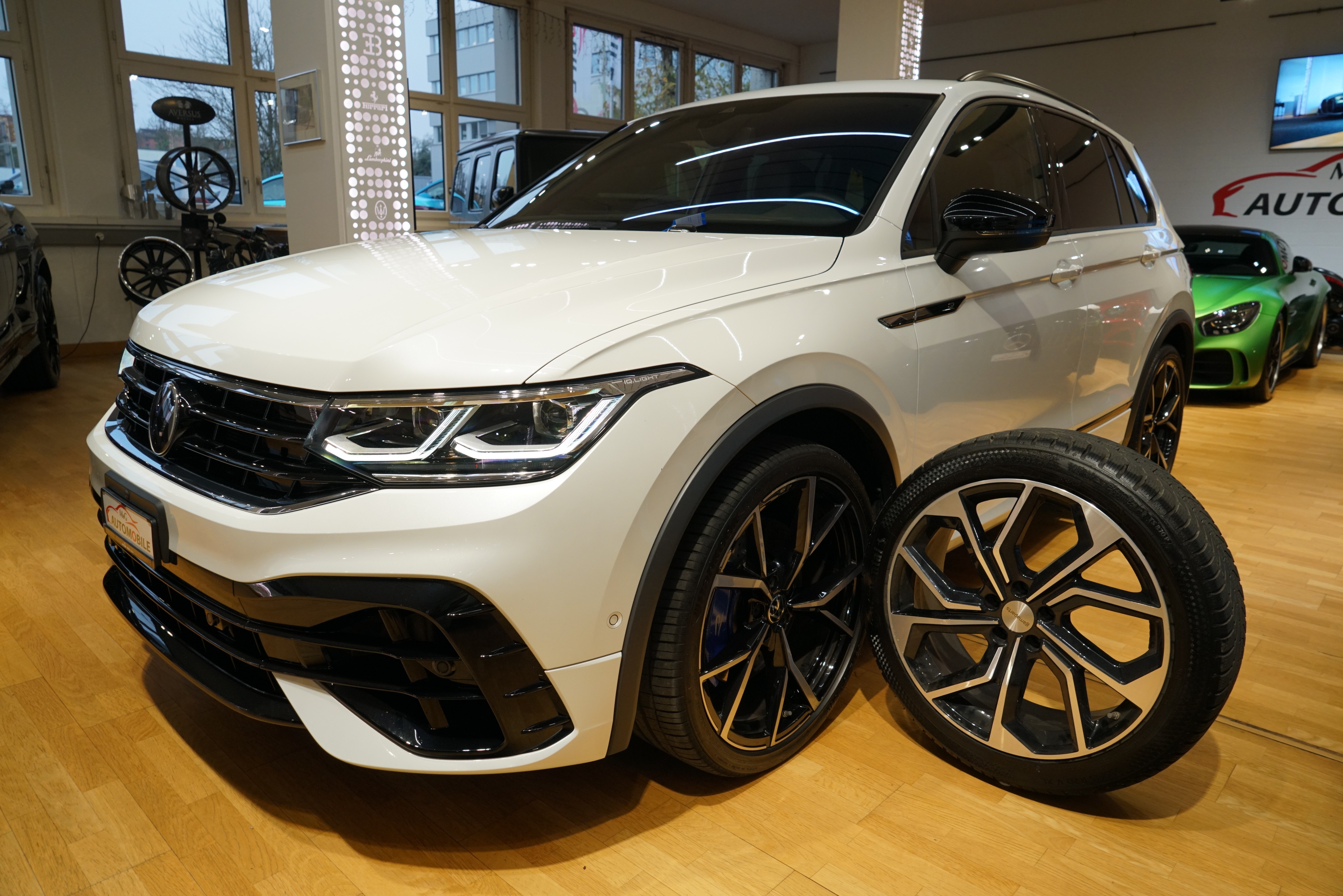 VW Tiguan 2.0TSI R 4Motion DSG Akrapovic 320 PS