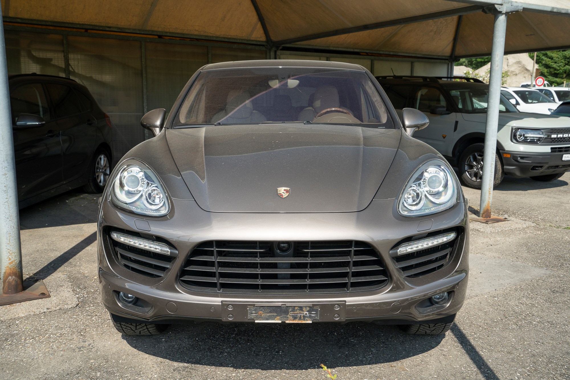 PORSCHE Cayenne Turbo