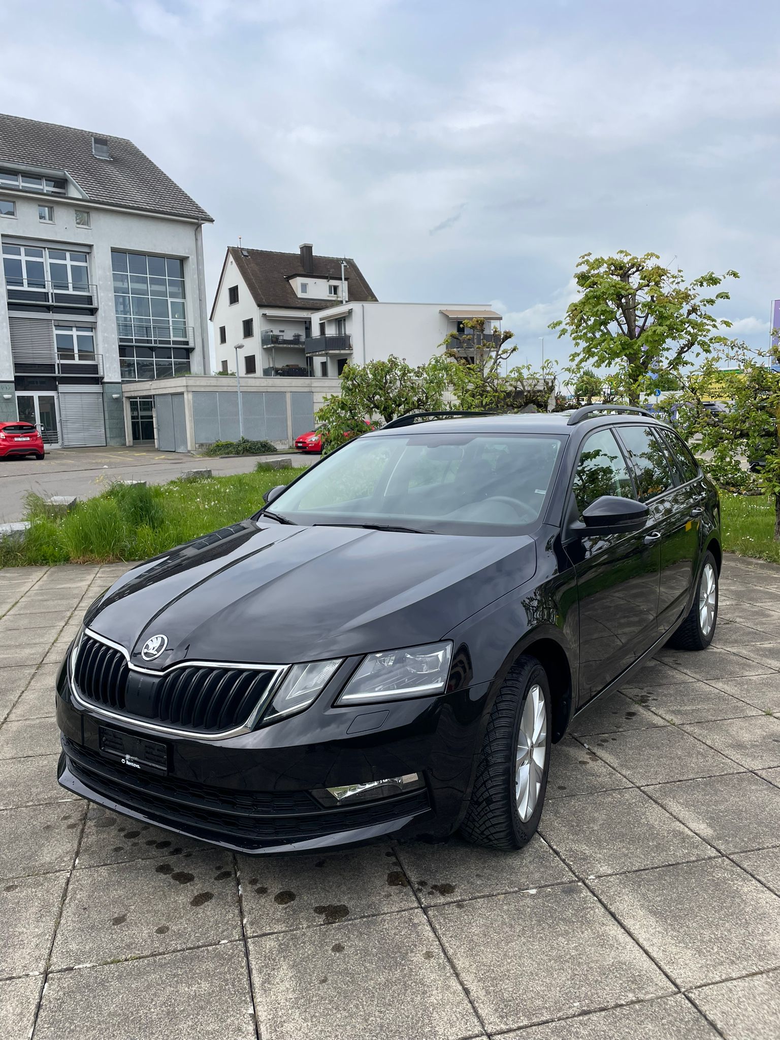 SKODA Octavia Combi 1.6 TDI Ambition DSG