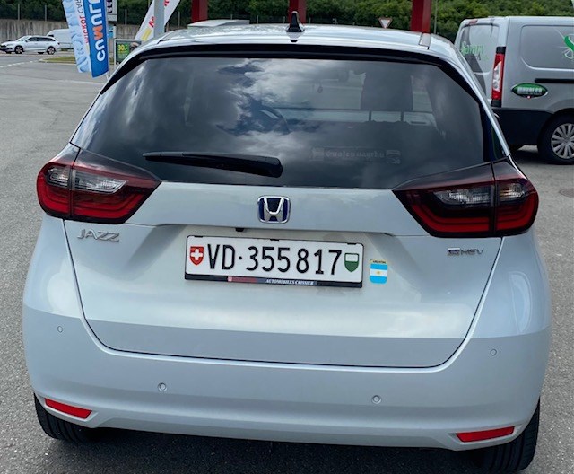 HONDA Jazz 1.5i-MMD Crosstar Executive E-CVT