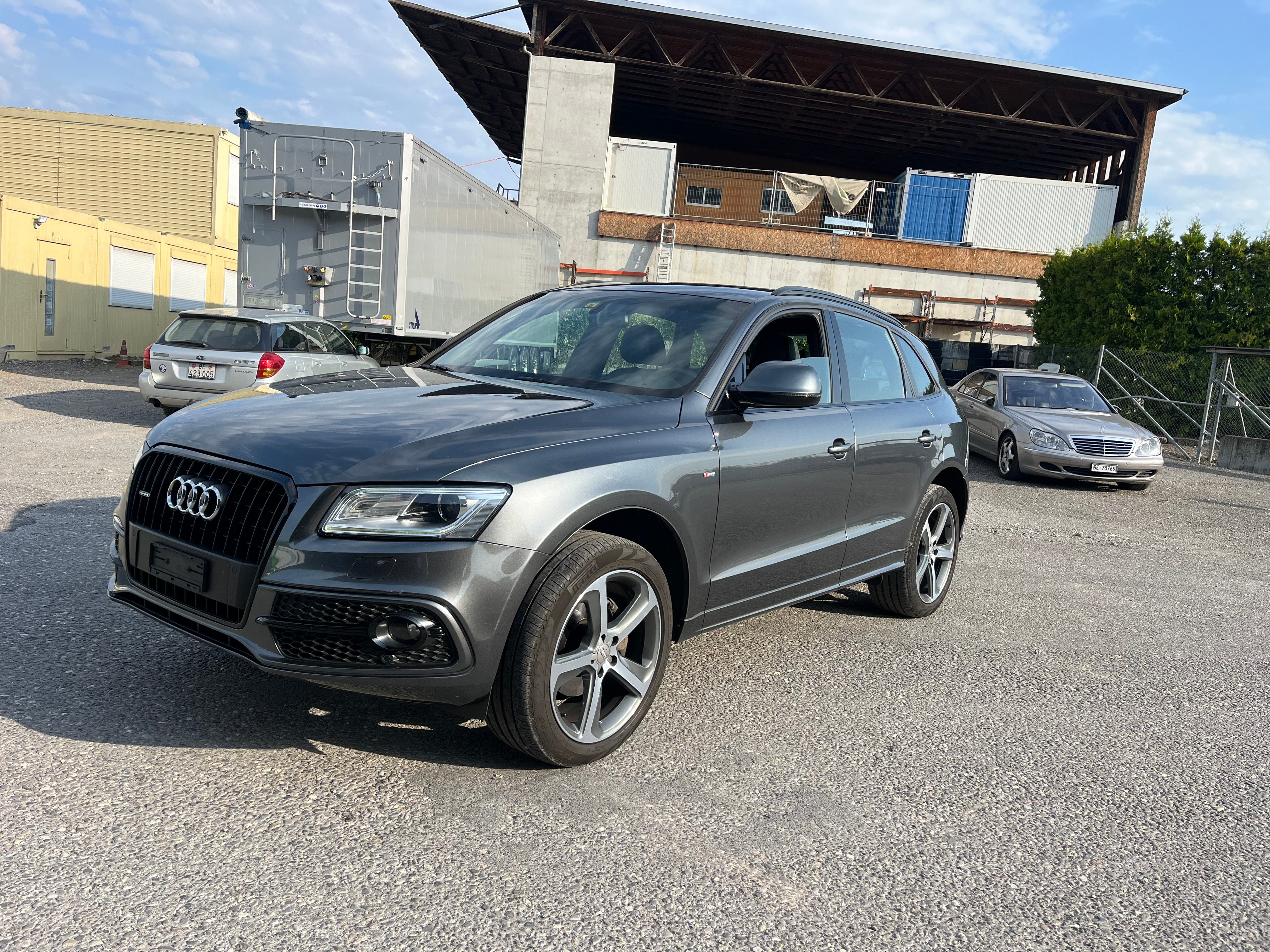 AUDI Q5 2.0 TDI quattro S-tronic