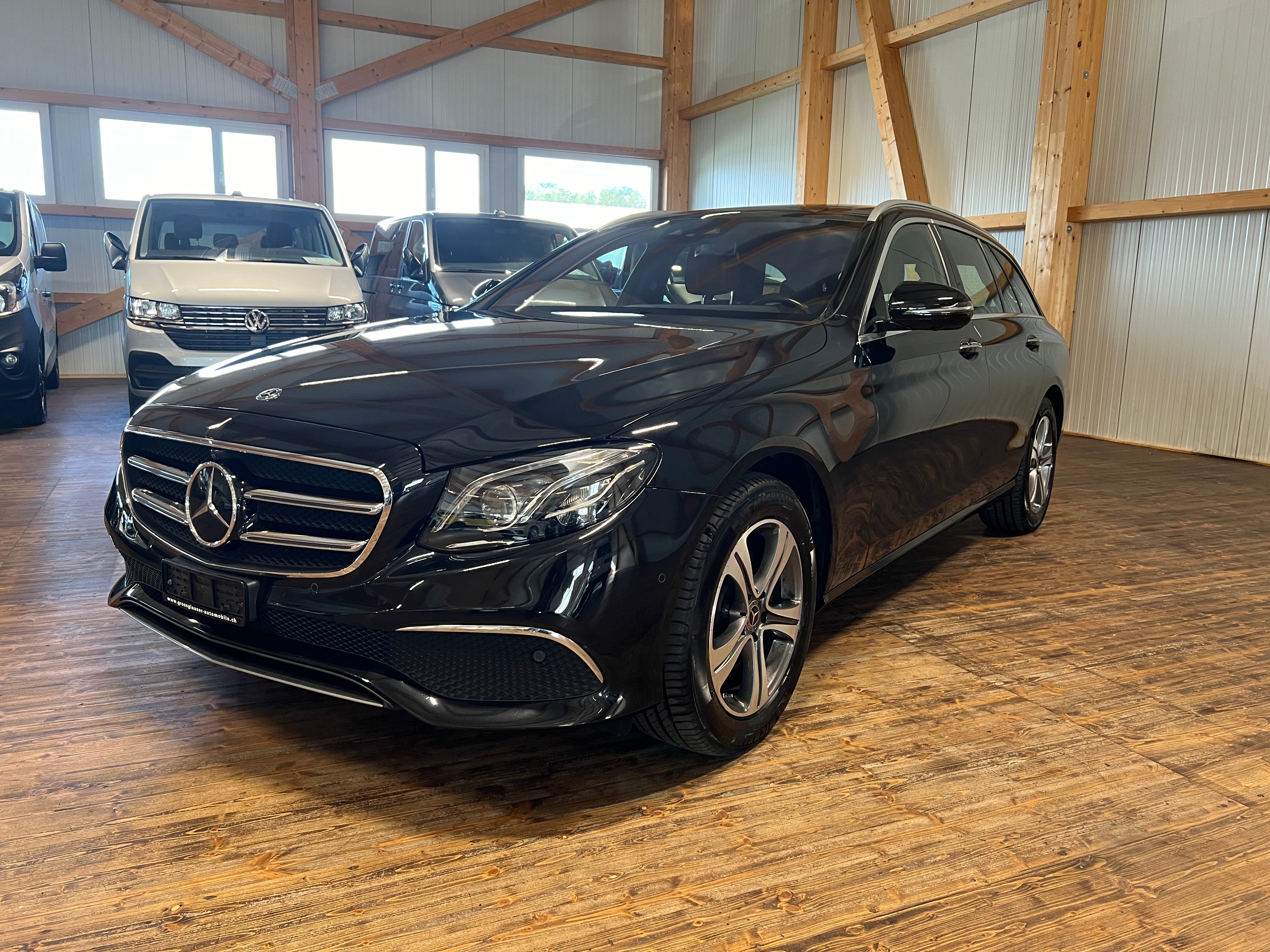 MERCEDES-BENZ E 220 d Avantgarde 4Matic 9G-Tronic