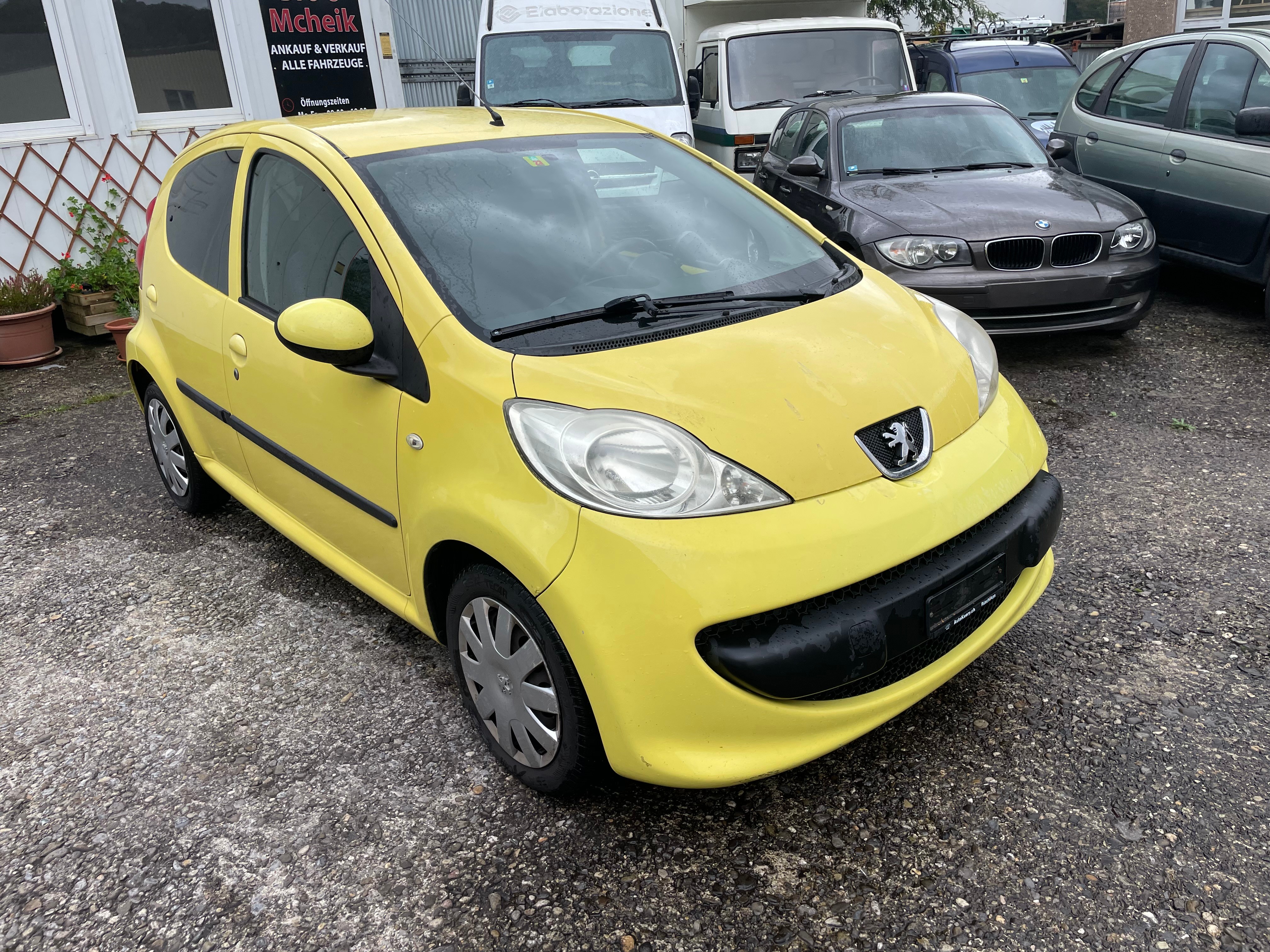 PEUGEOT 107 1.0 Urban