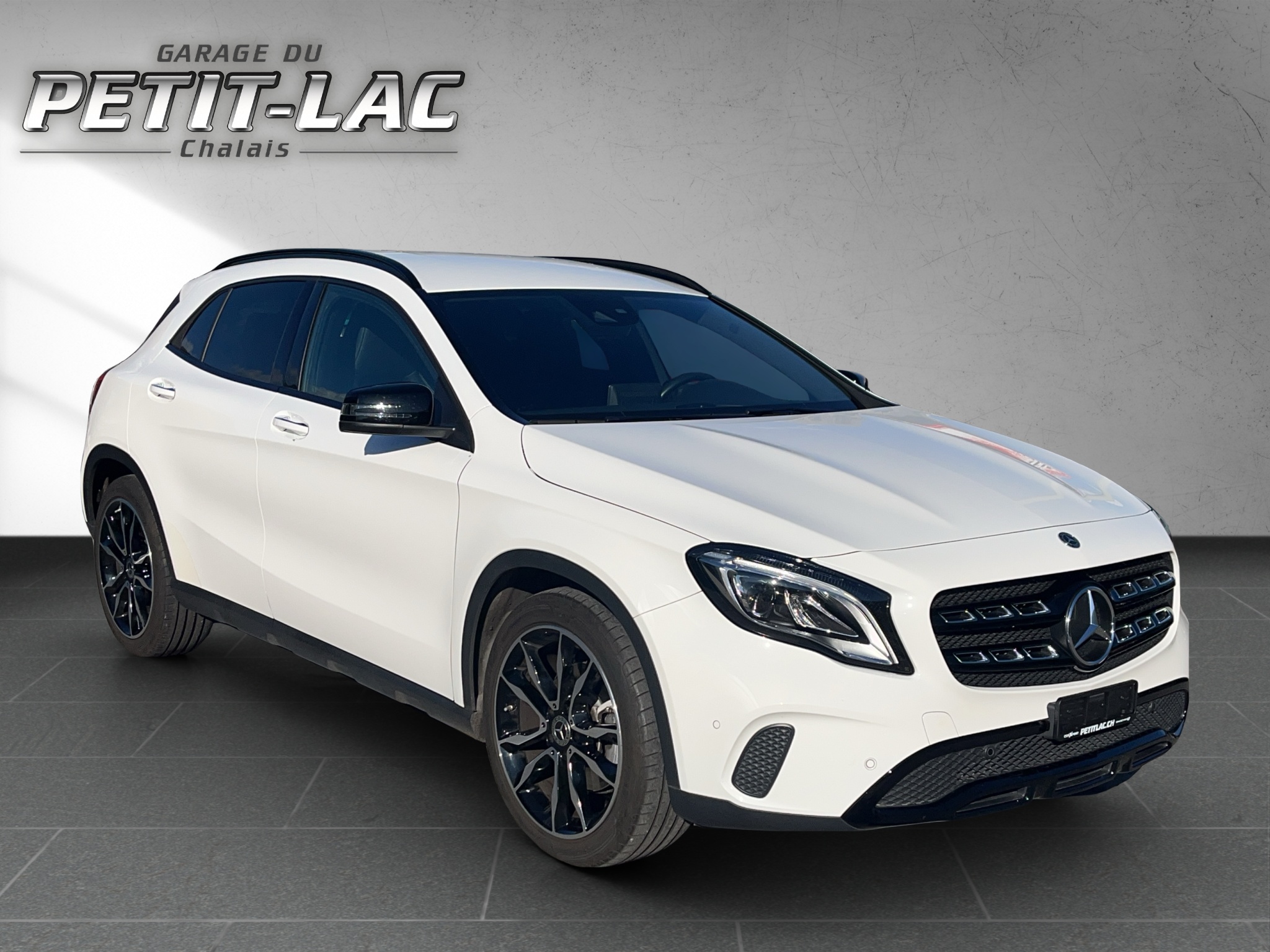 MERCEDES-BENZ GLA 250 Urban 4Matic 7G-DCT