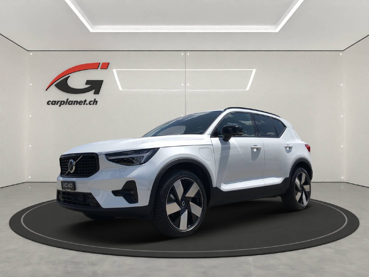 VOLVO XC40 1.5 T5 PiH Ultimate Dark