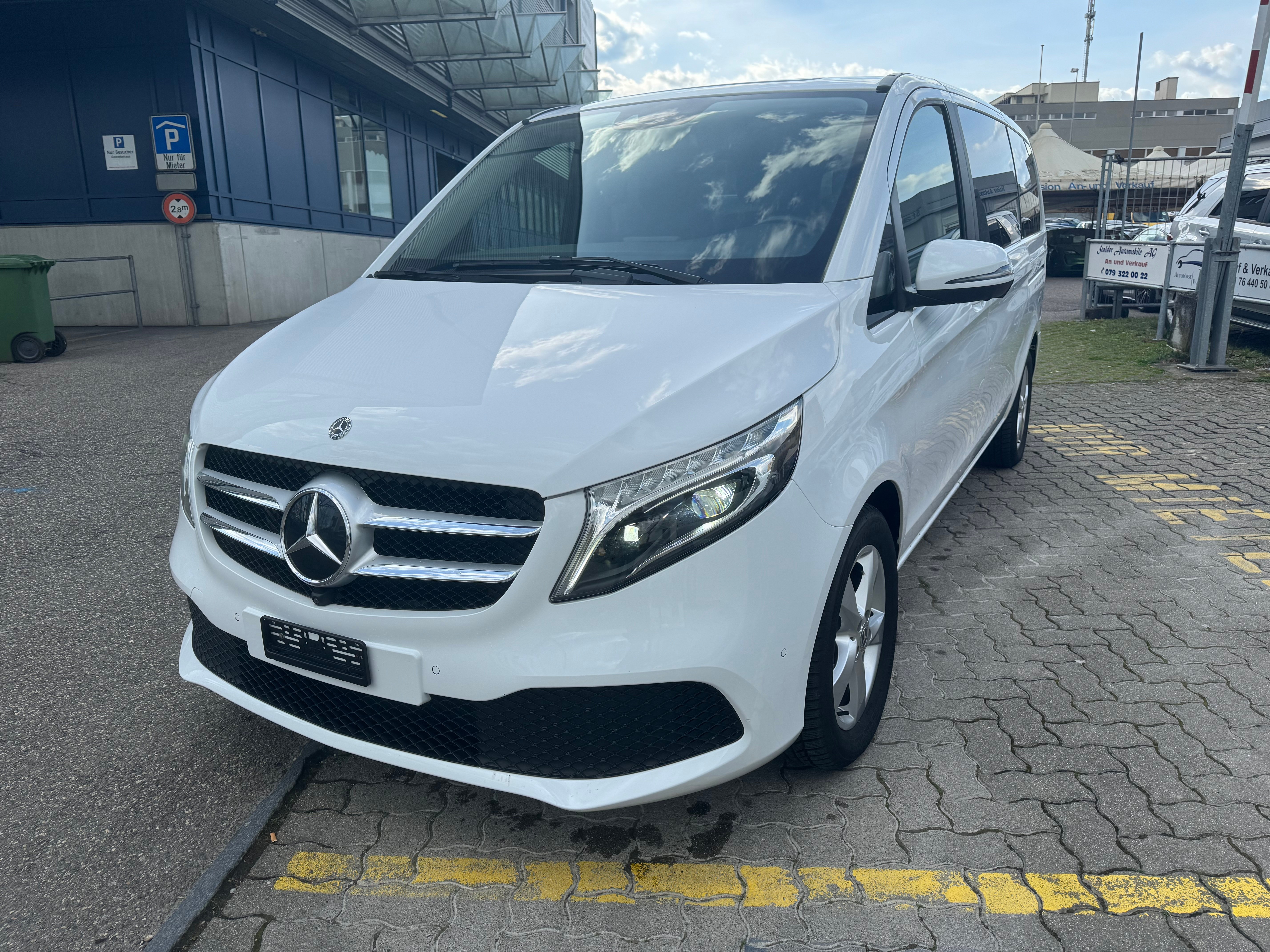 MERCEDES-BENZ V 250 d lang 4Matic 9G-Tronic Sport Paket