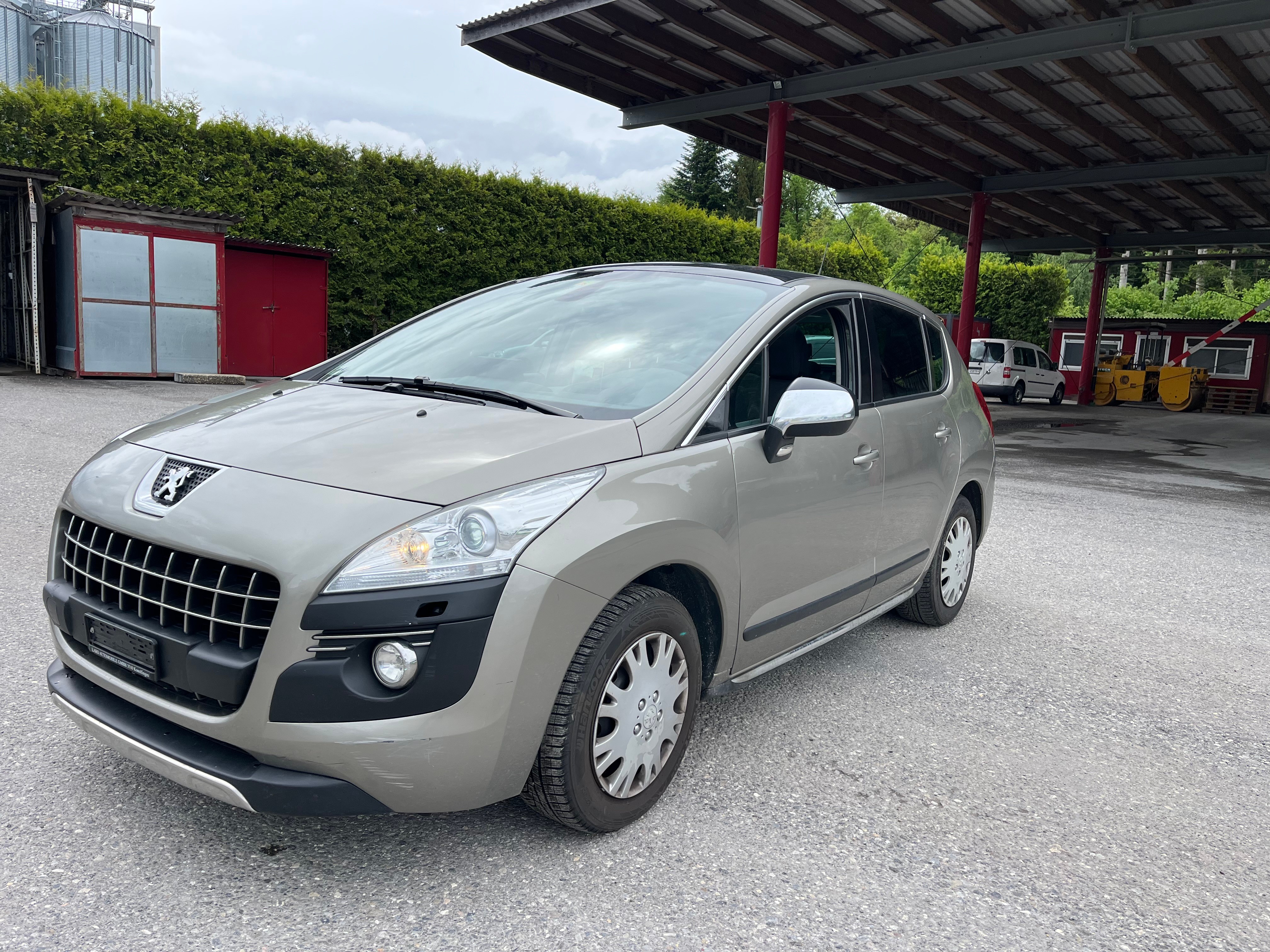 PEUGEOT 3008 1.6 16V T Allure Tiptronic