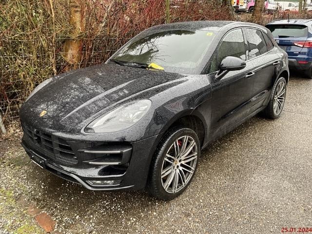 PORSCHE Macan Turbo Performance PDK