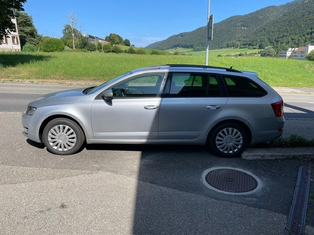 SKODA Octavia Combi 1.6 TDI Ambition