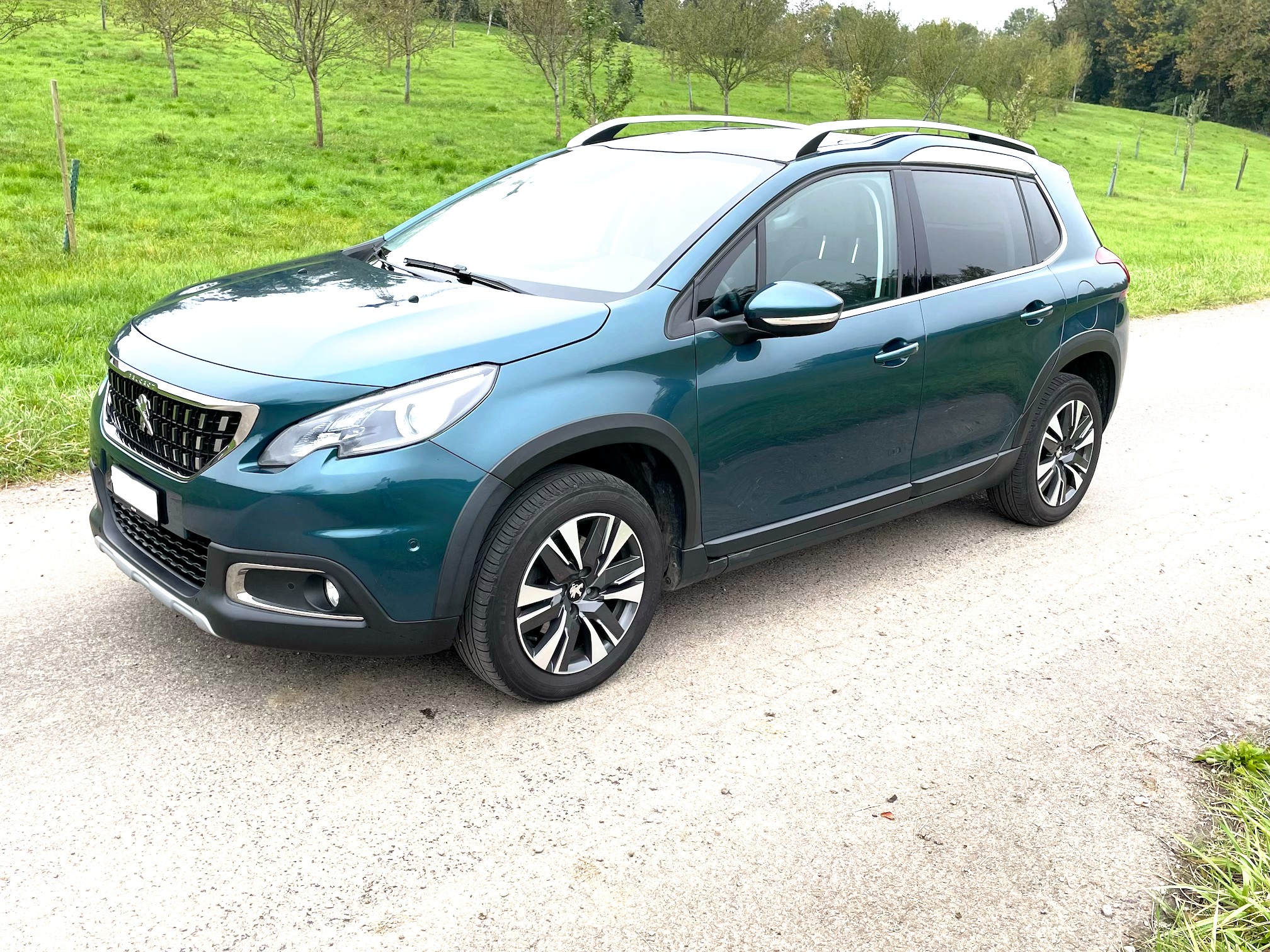 PEUGEOT 2008 1.2 PureTech Allure EAT6