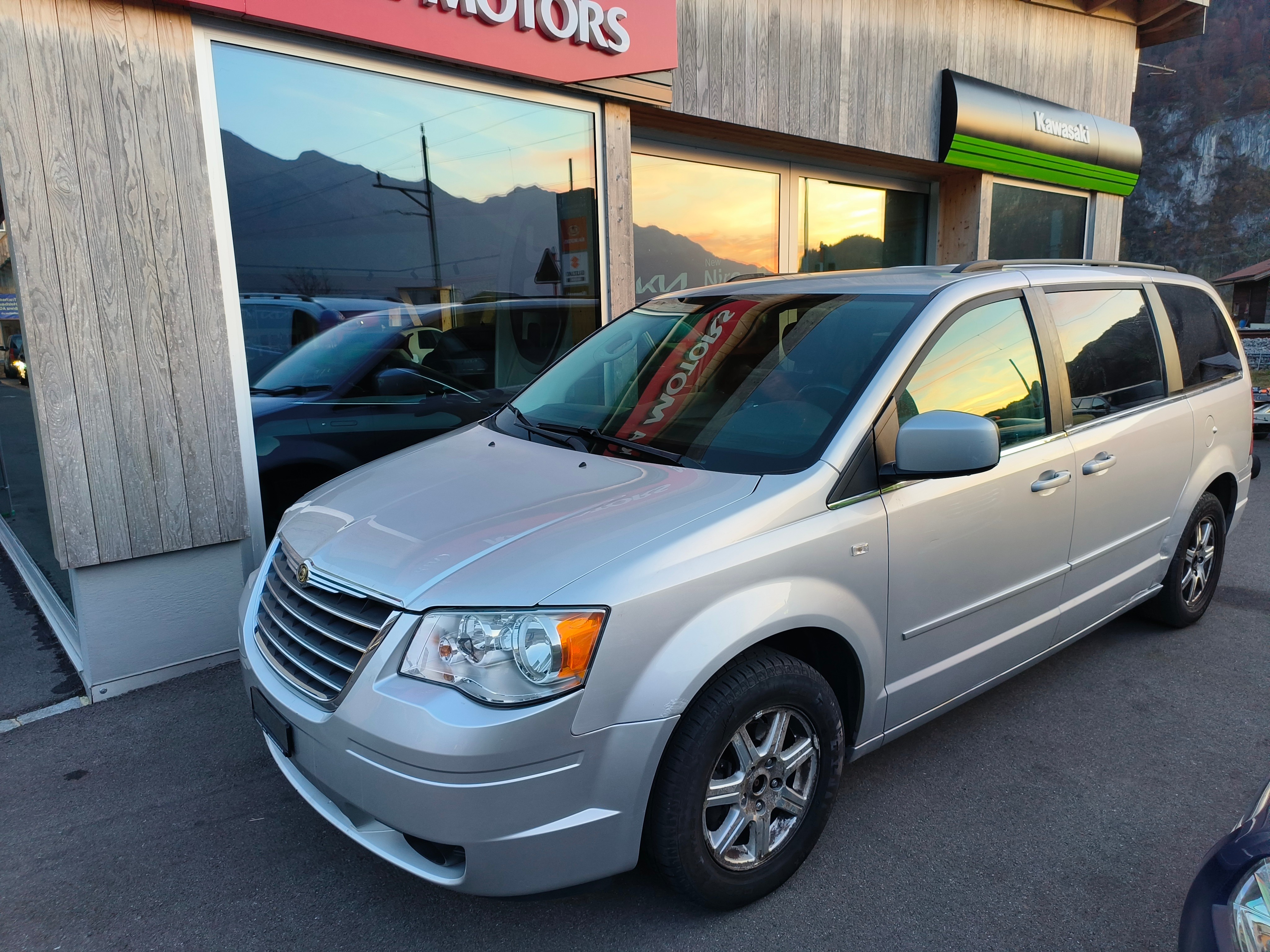 CHRYSLER Grand Voyager 2.8 CRD Limited Automatic