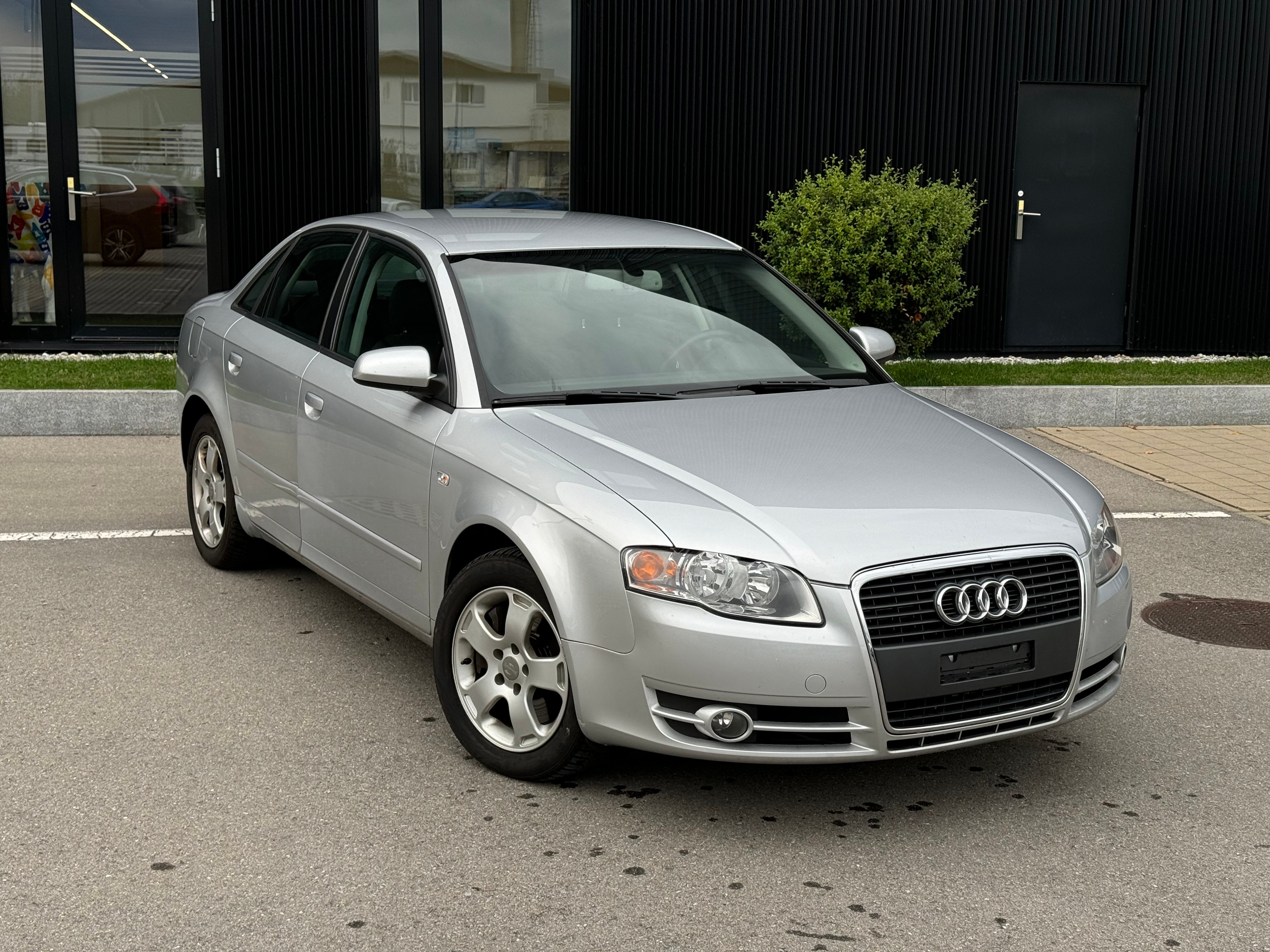 AUDI A4 2.0 Turbo FSI