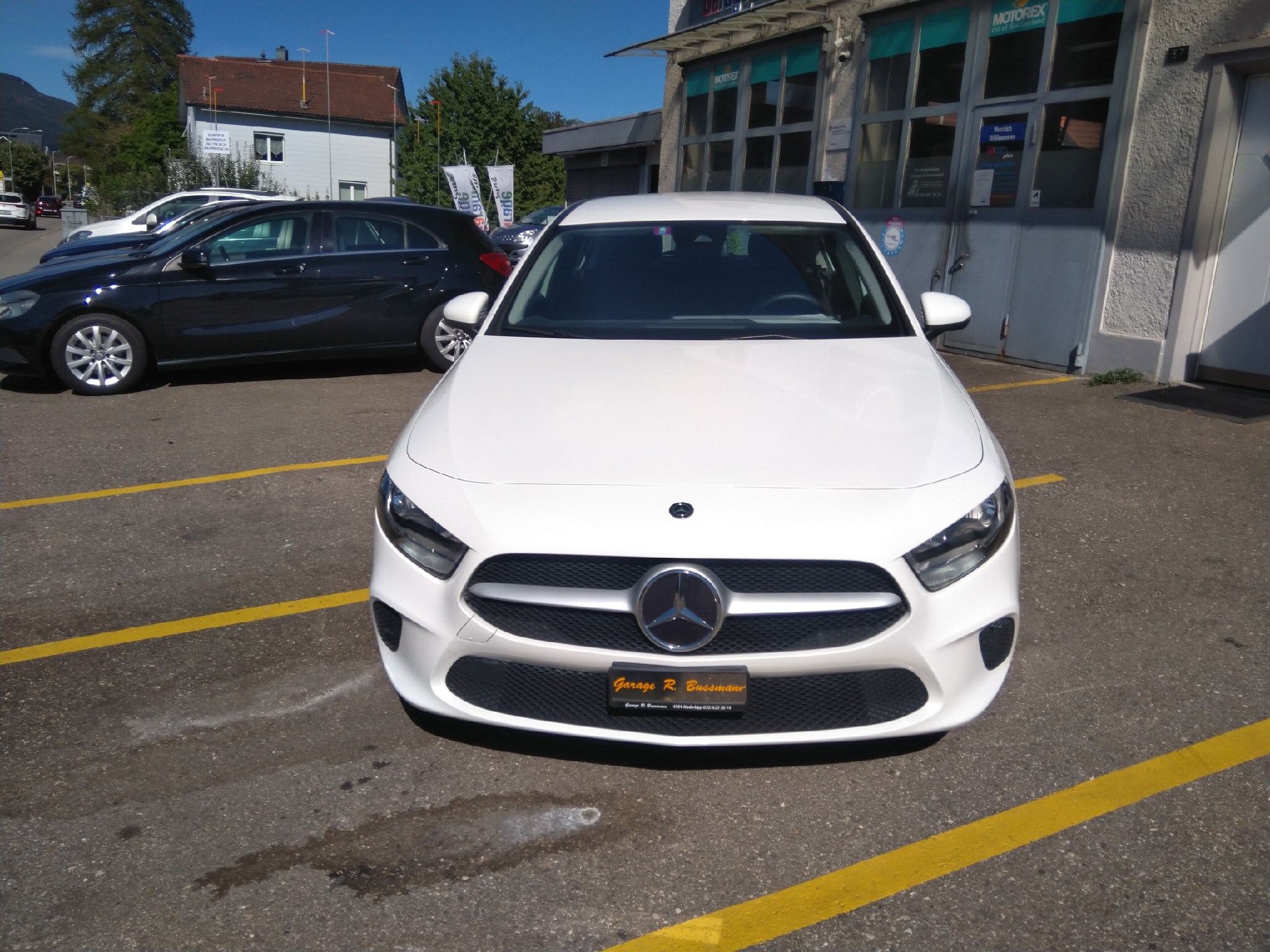 MERCEDES-BENZ A 180 d