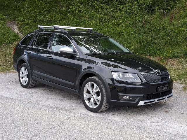 SKODA Octavia Combi 2.0 TDI Scout 4x4 DSG