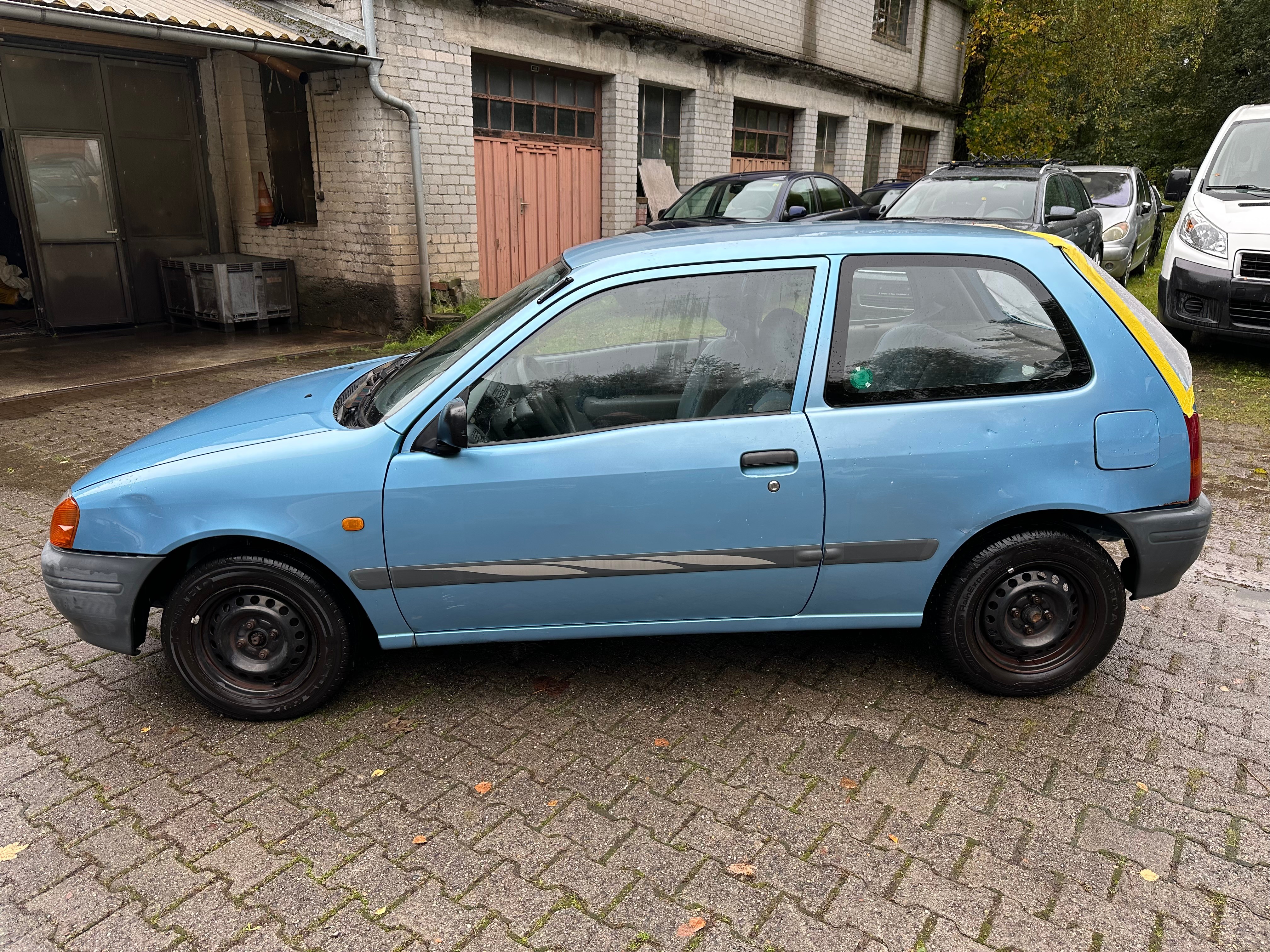 TOYOTA Starlet 1.3